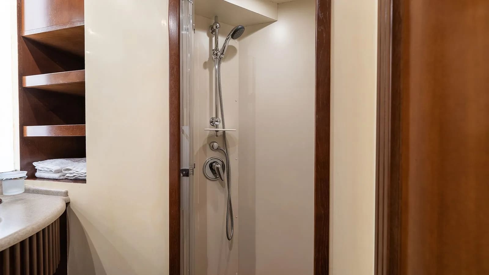 Гостевой санузел/Guest bathroom