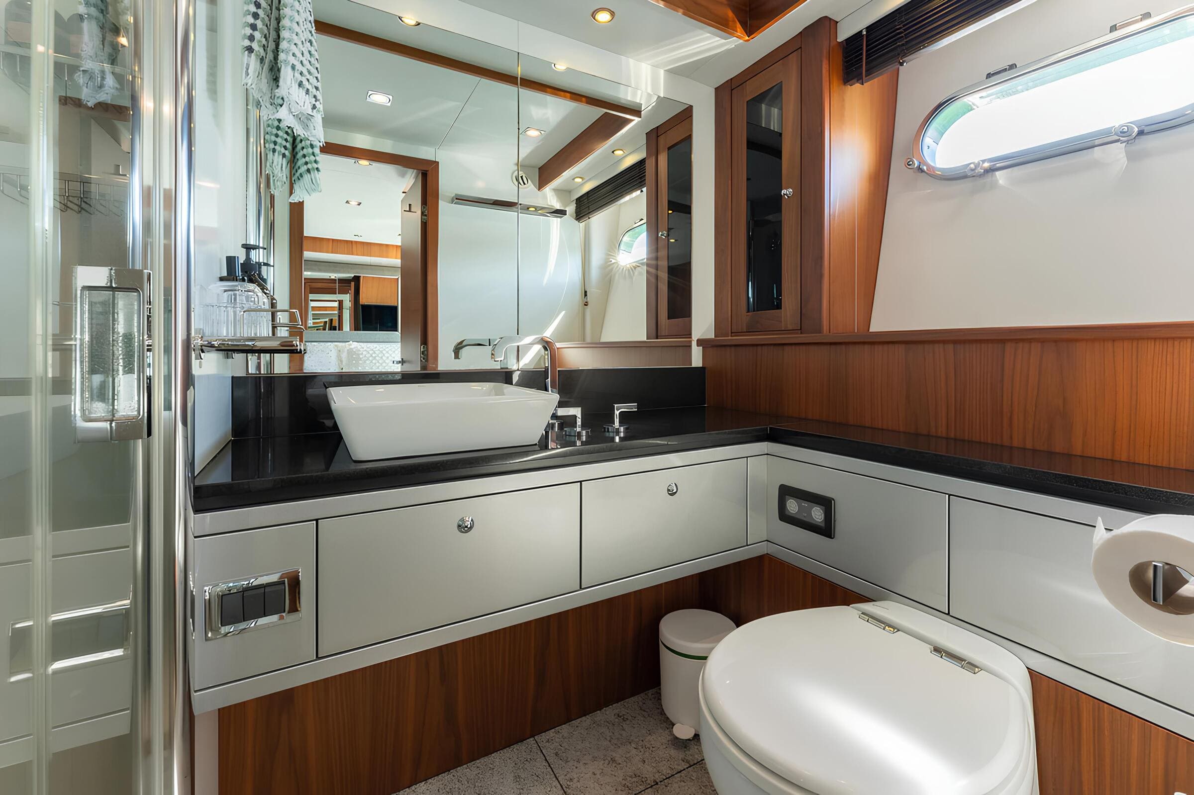 Гостевой санузел/Guest bathroom