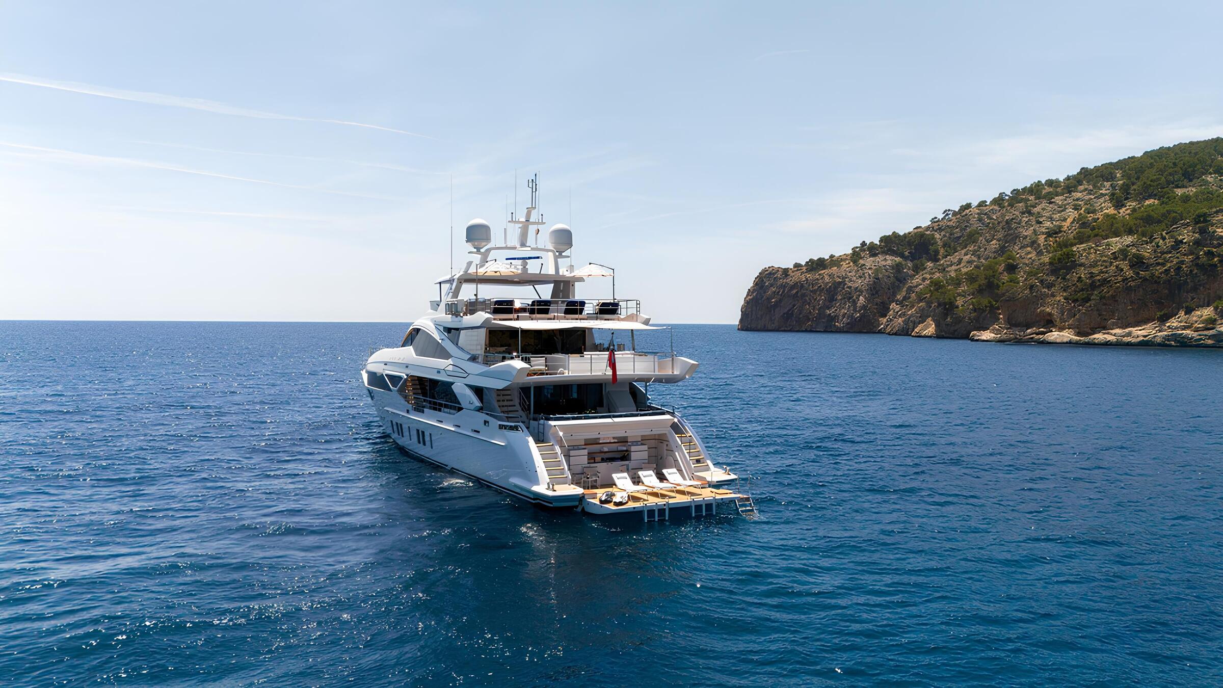 Экстерьер Benetti Fast 140 2015 MY NEW WAVES/Exterior Benetti Fast 140 2015 MY NEW WAVES