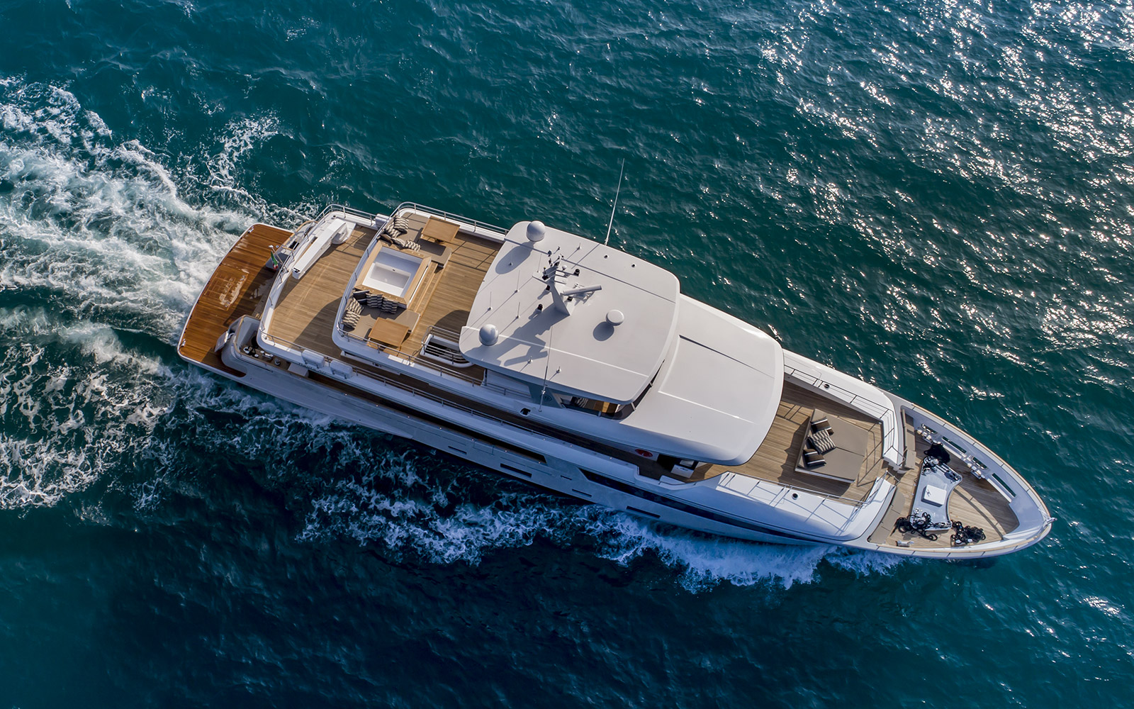 Экстерьер Cantiere delle Marche Nauta Air 110 2019/Exterior Cantiere delle Marche Nauta Air 110 2019