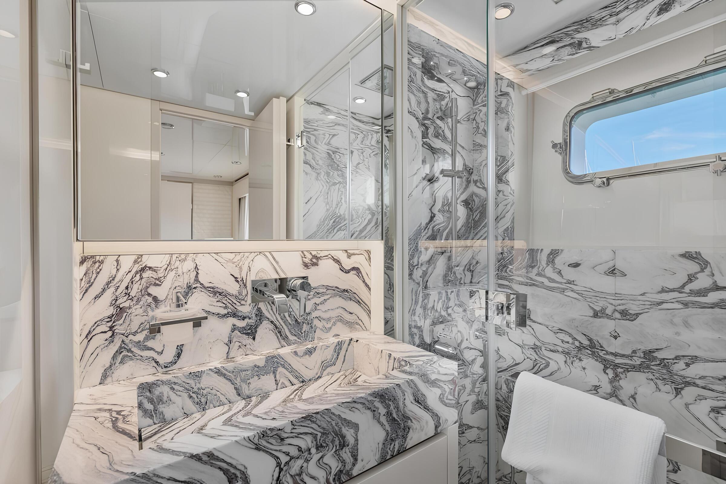 Гостевой санузел/Guest bathroom