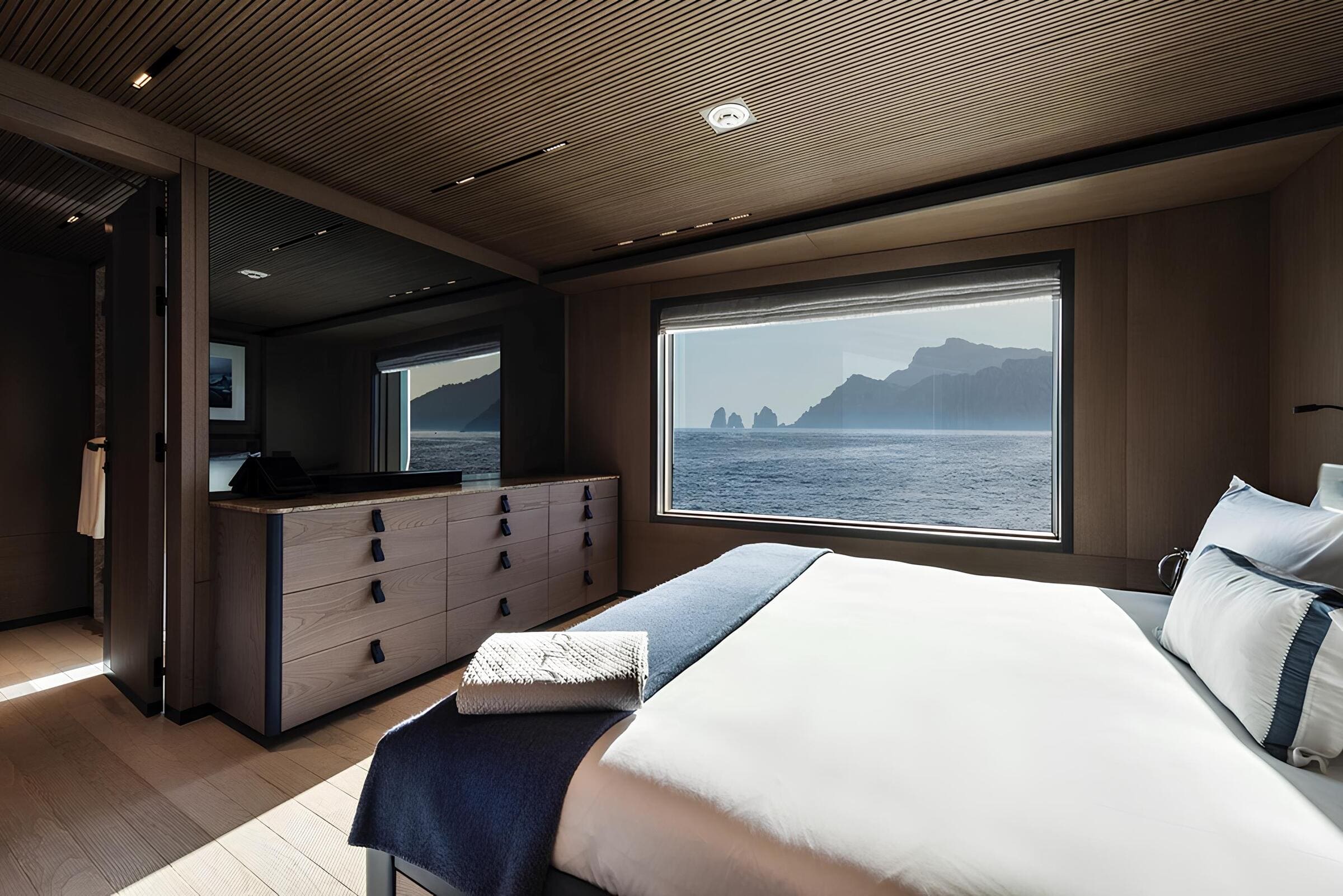 VIP-каюта/VIP cabin
