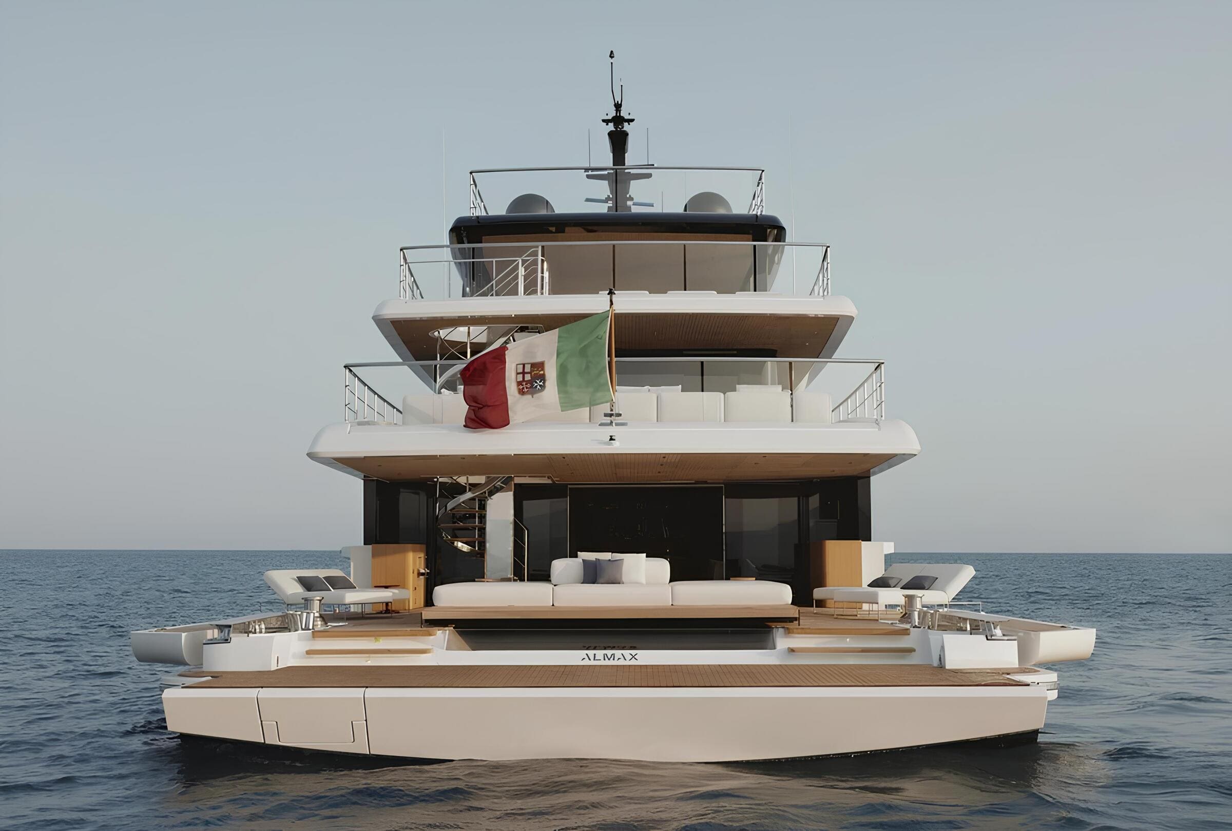 Зона отдыха на корме нижней палубы/Aft lower deck lounge area