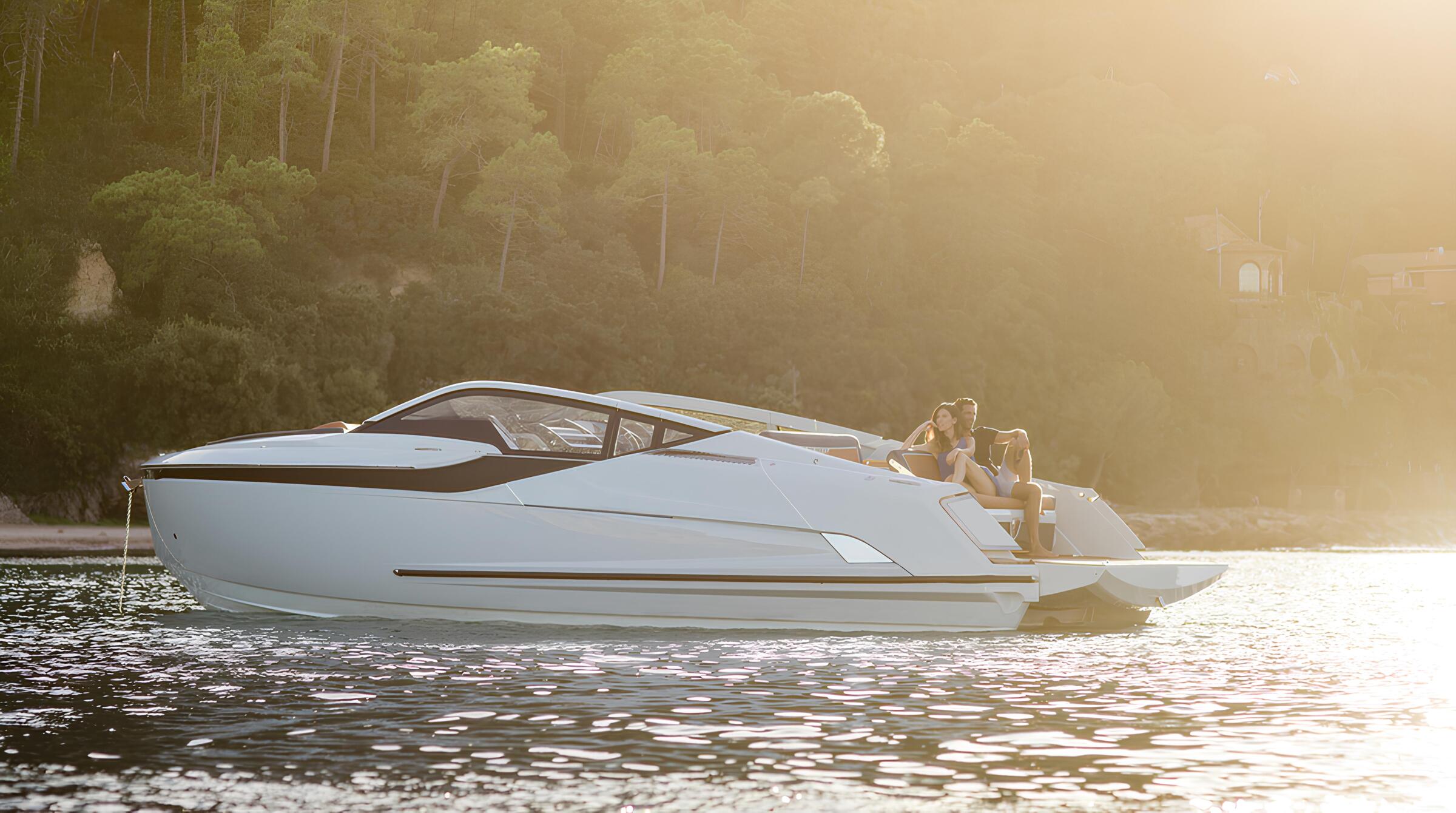 Экстерьер Fairline F-Line 33/Exterior Fairline F-Line 33