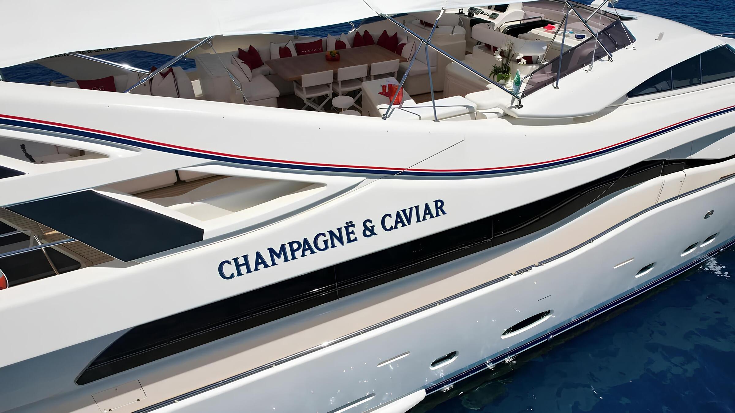 Экстерьер Custom Line 112 2002 MY CHAMPAGNE & CAVIAR/Exterior Custom Line 112 2002 MY CHAMPAGNE & CAVIAR