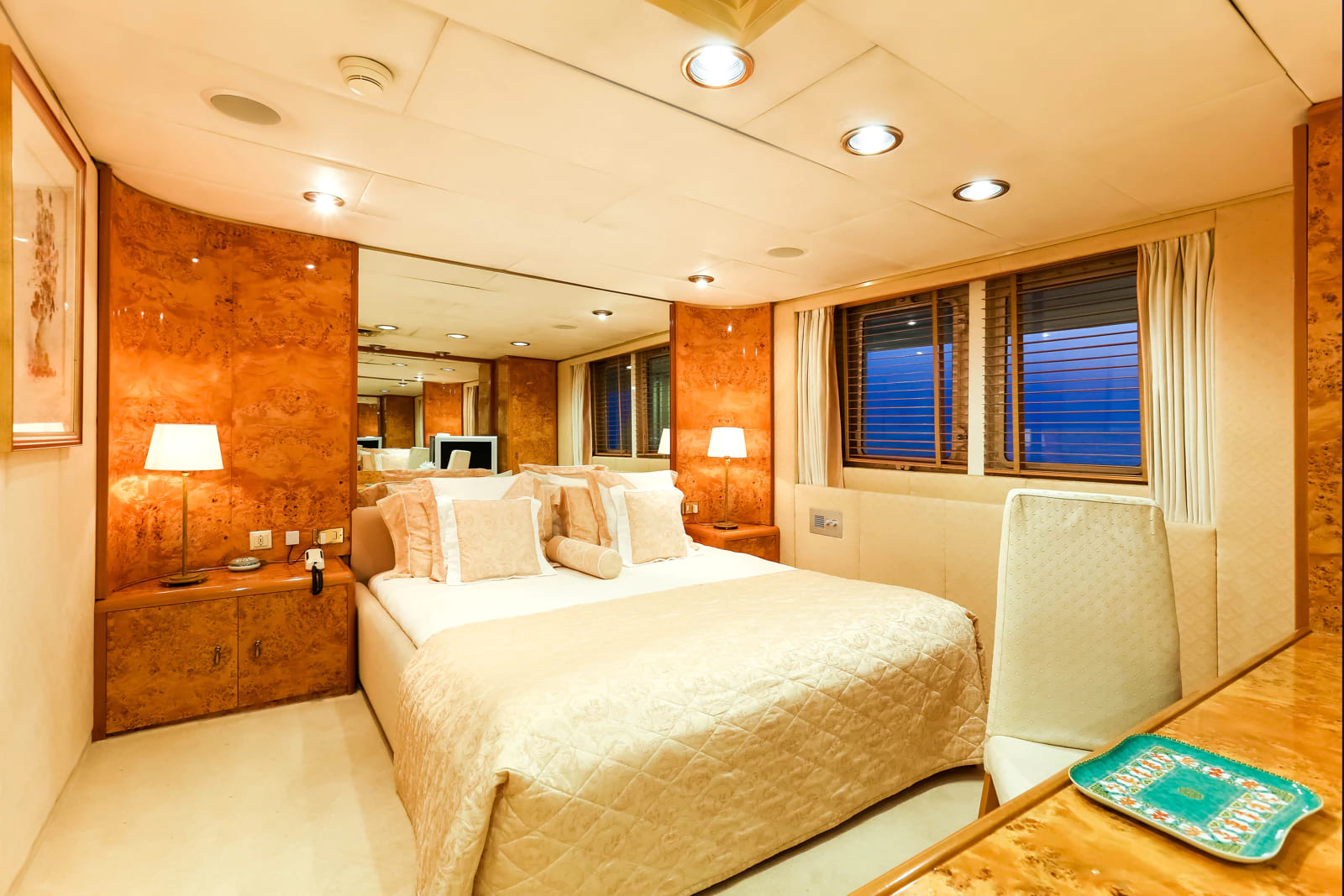 VIP-каюта/VIP cabin