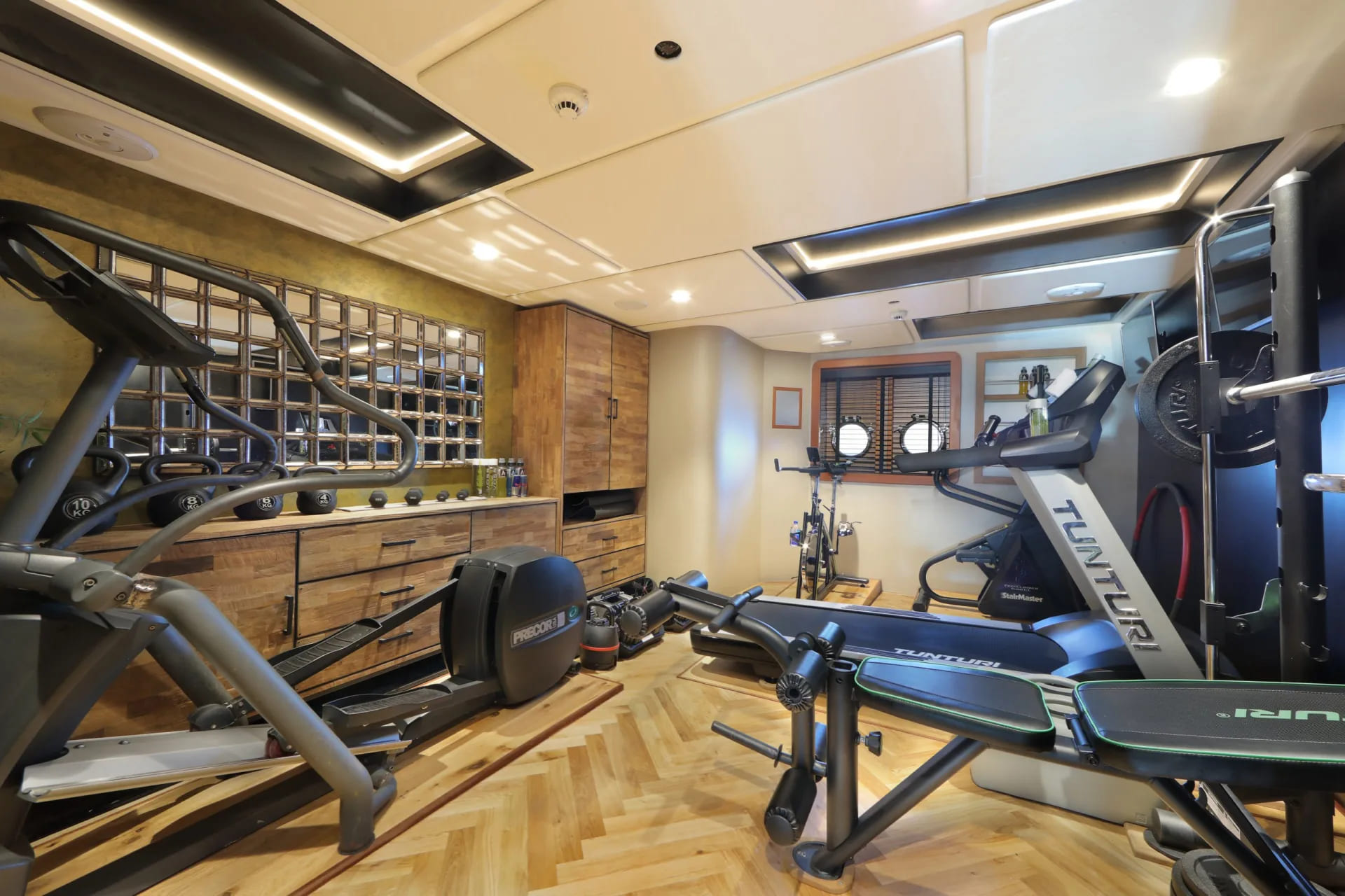Тренажерный зал/Gym