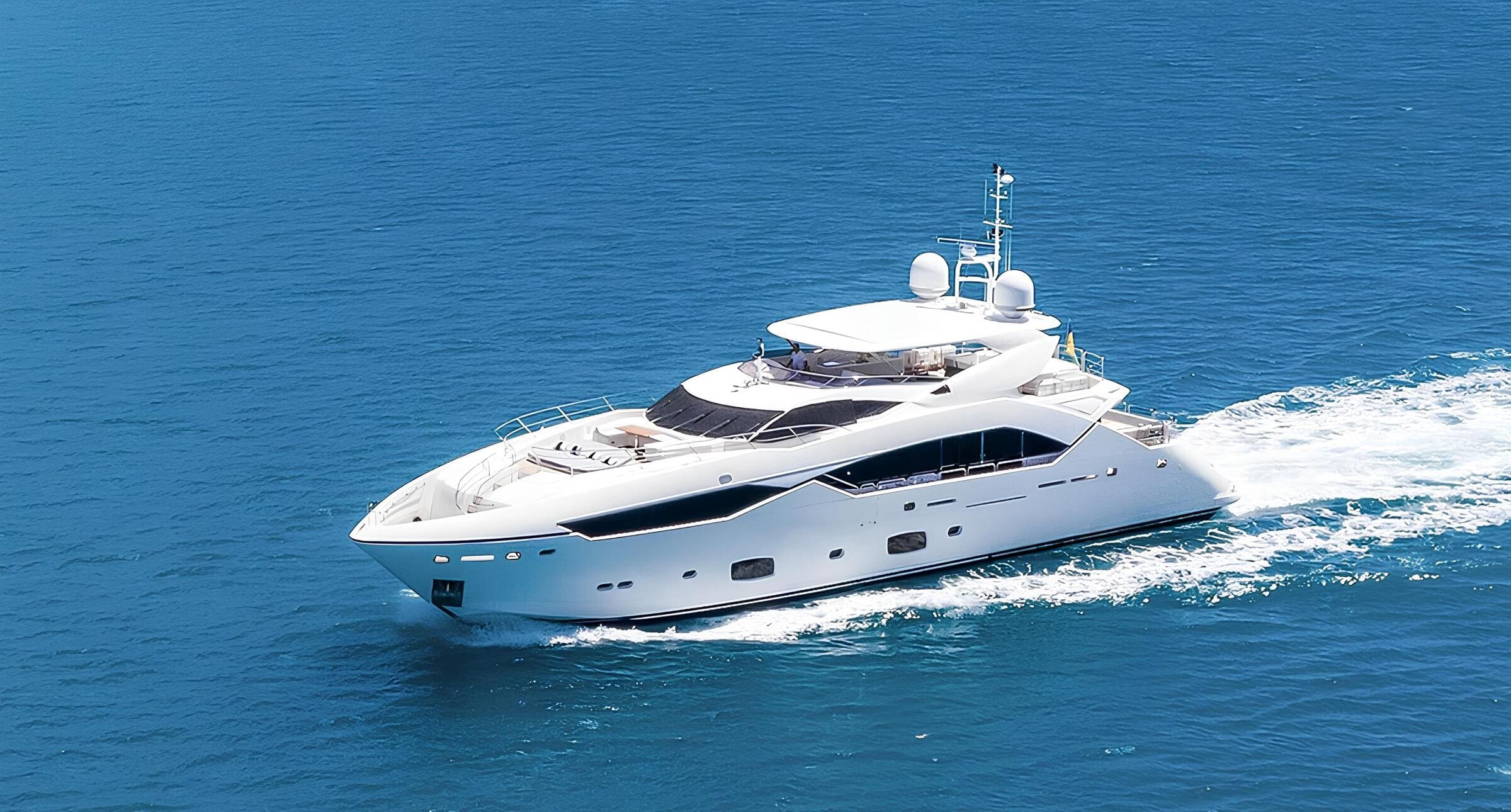 Экстерьер Sunseeker 115 Sport Yacht 2014 MY THREE RIVERS/Exterior Sunseeker 115 Sport Yacht 2014 MY THREE RIVERS