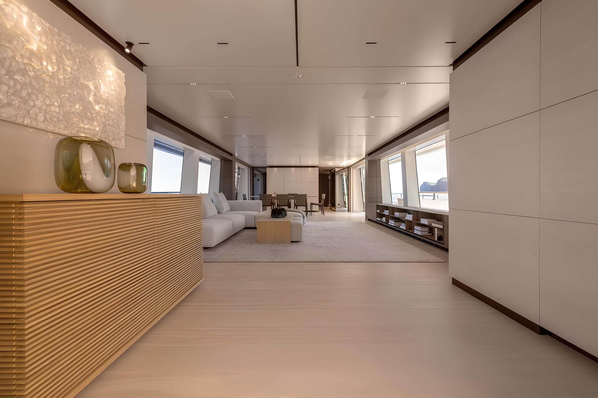 Зона отдыха в главном салоне/Main salon lounge area