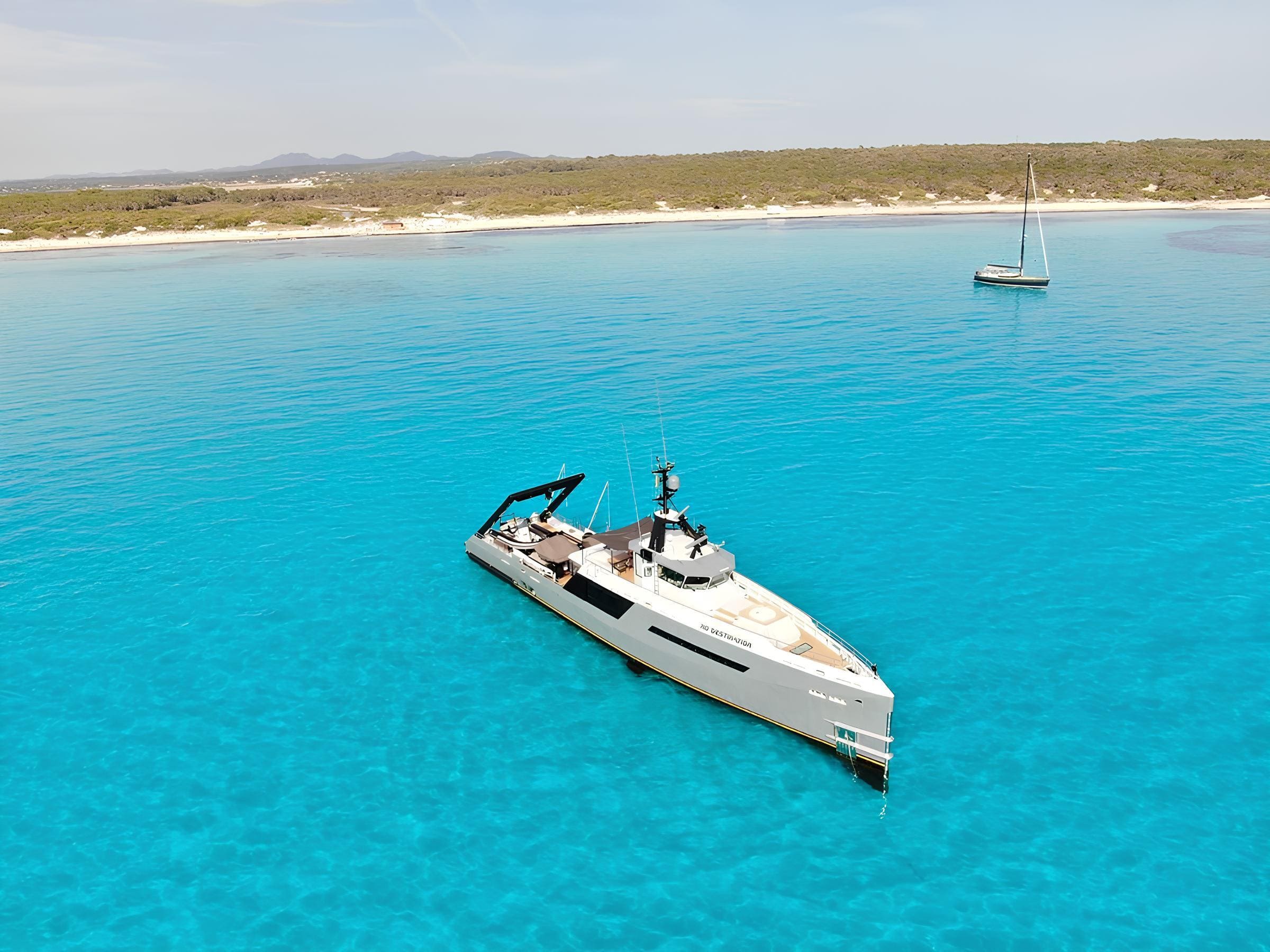 Экстерьер Damen Yachting Fast Crew Supplier 3307 2009 MY NO DESTINATION/Exterior Damen Yachting Fast Crew Supplier 3307 2009 MY NO DESTINATION