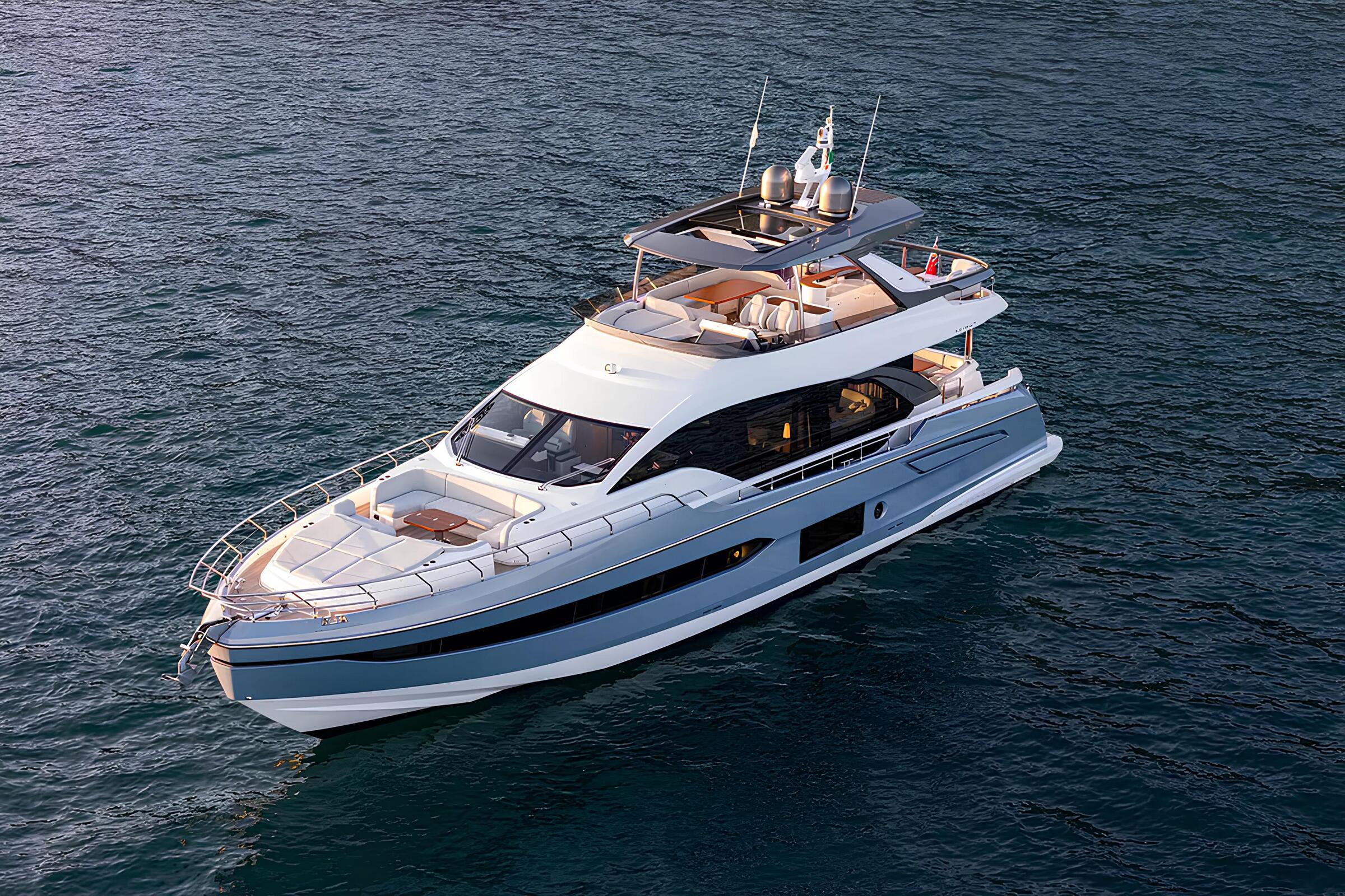 Экстерьер Azimut 78 2021 M/Y TIME OUT/Exterior Azimut 78 2021 M/Y TIME OUT