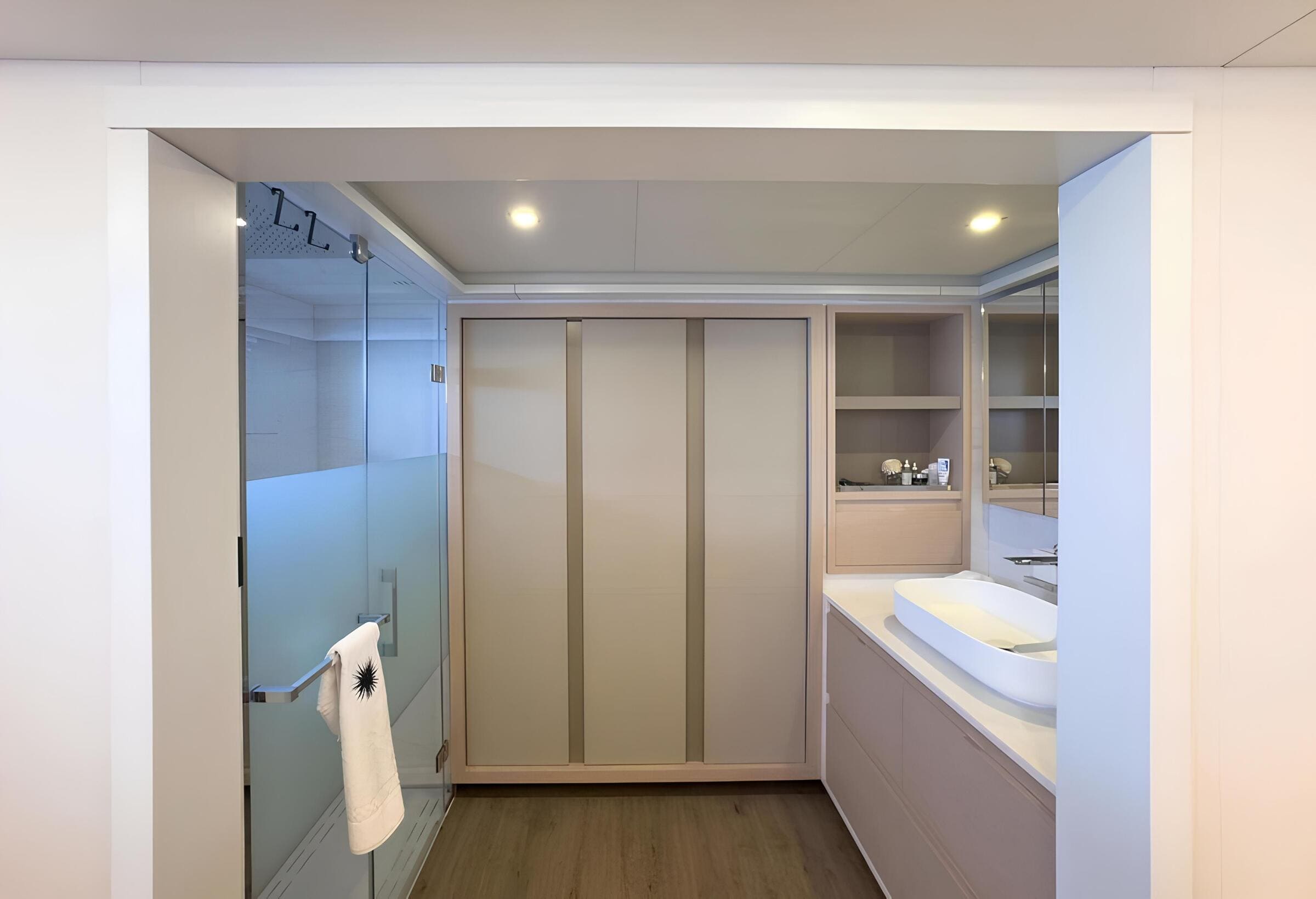 VIP-санузел/VIP bathroom