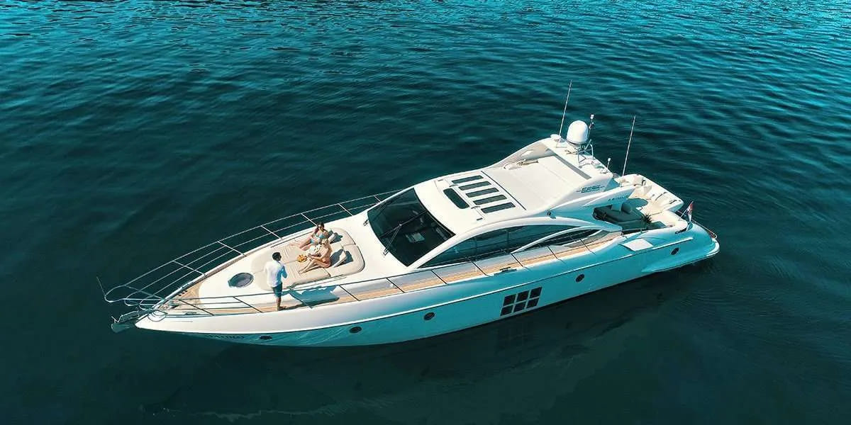 Экстерьер Azimut 68S 2006 MY MAORO/Exterior Azimut 68S 2006 MY MAORO