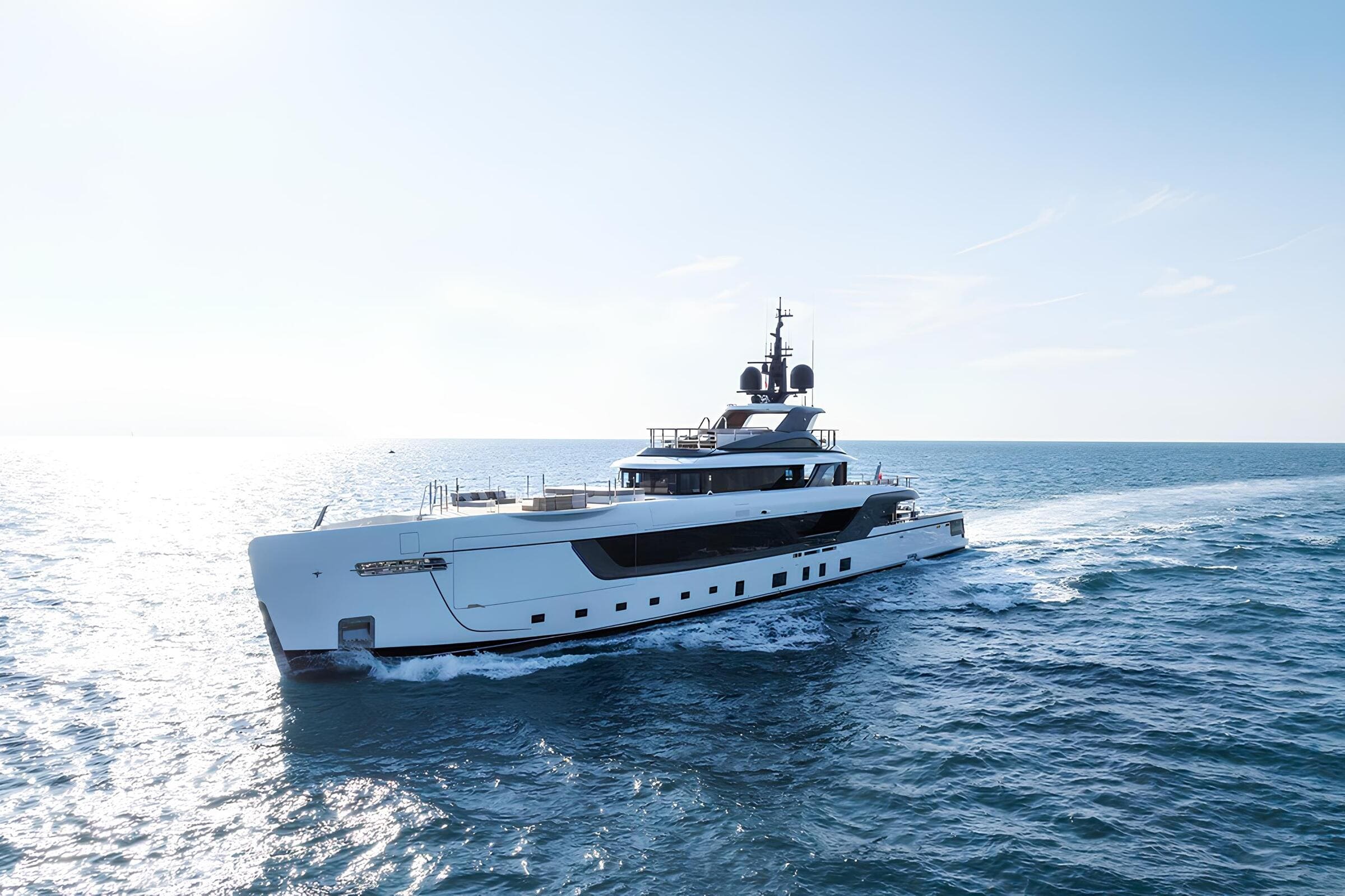 Экстерьер Admiral Yachts S-Force 55 2024 SILVER STAR I/Exterior Admiral Yachts S-Force 55 2024 SILVER STAR I