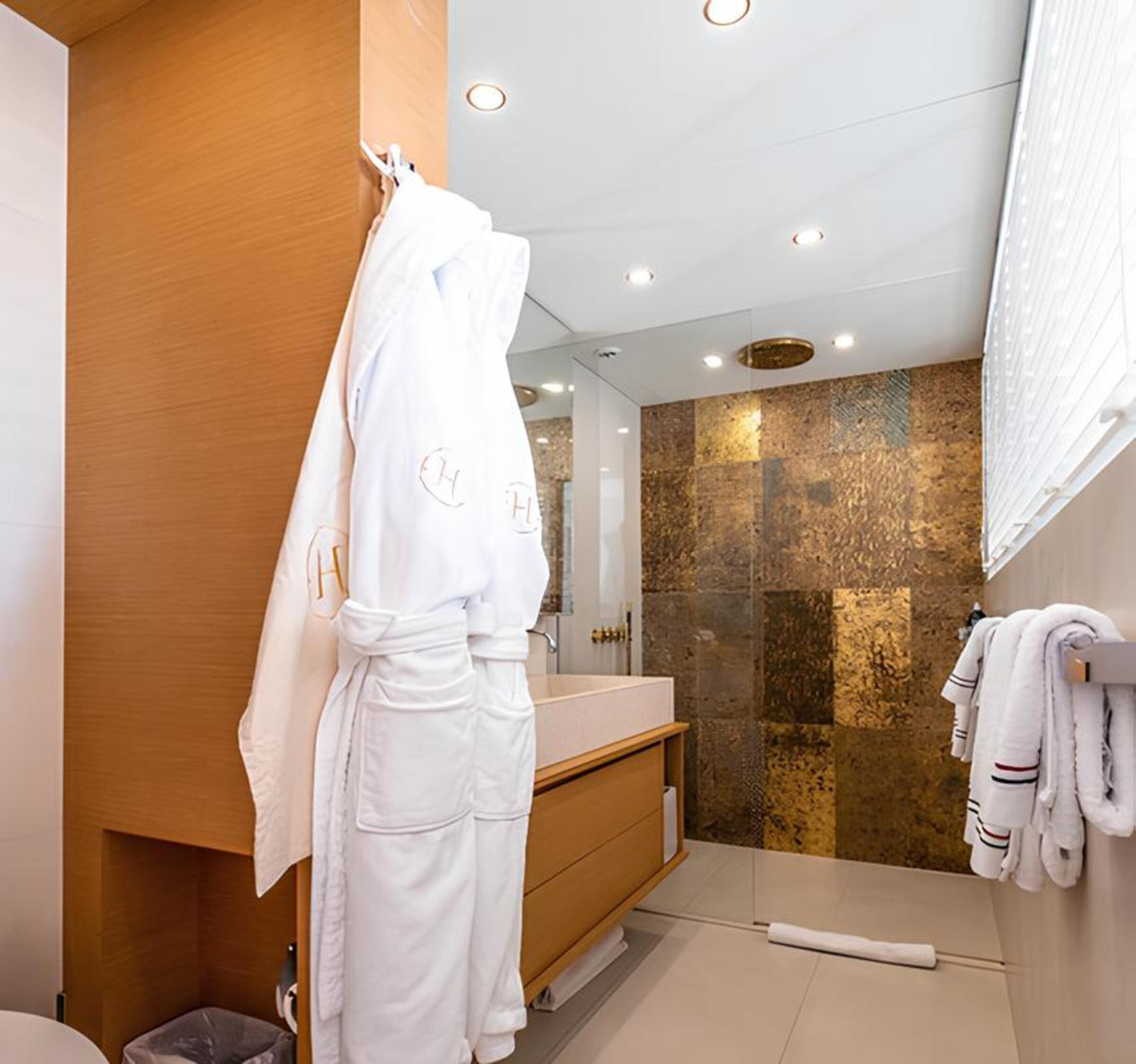 Санузел владельца/Master bathroom
