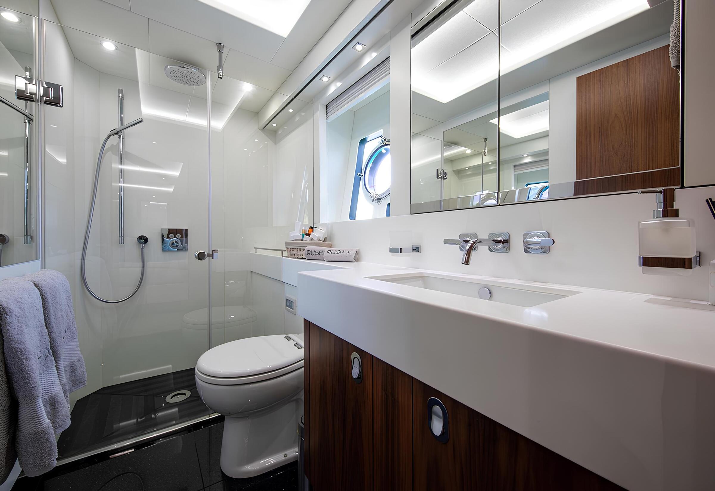 VIP-санузел/VIP bathroom