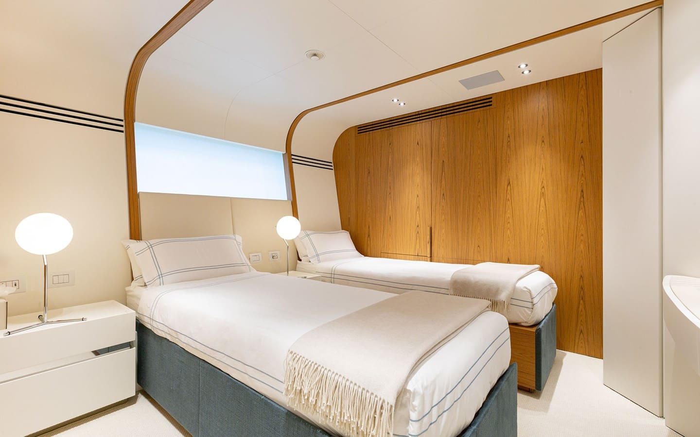 VIP-каюта/VIP cabin