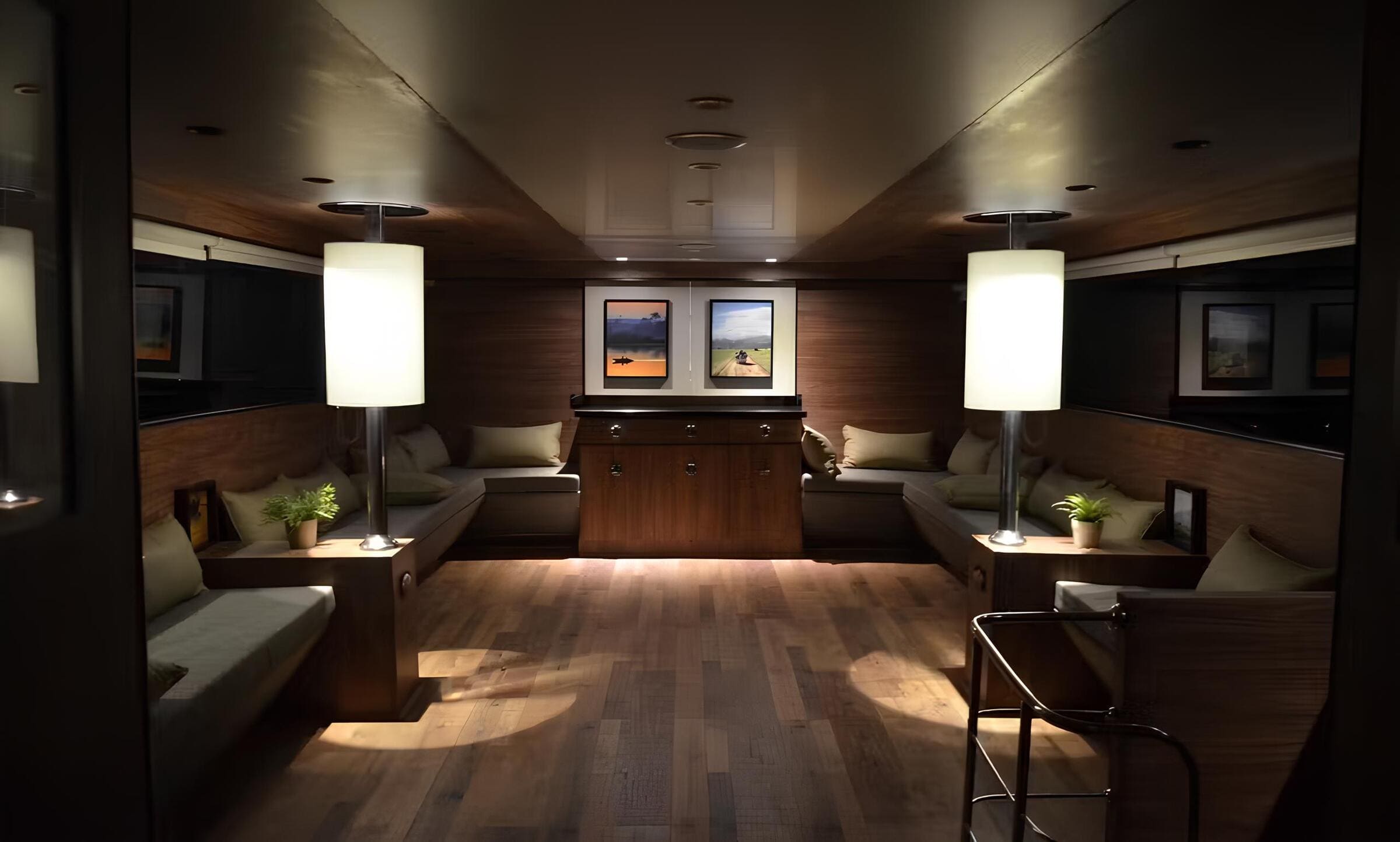 Зона отдыха в главном салоне/Main salon lounge area