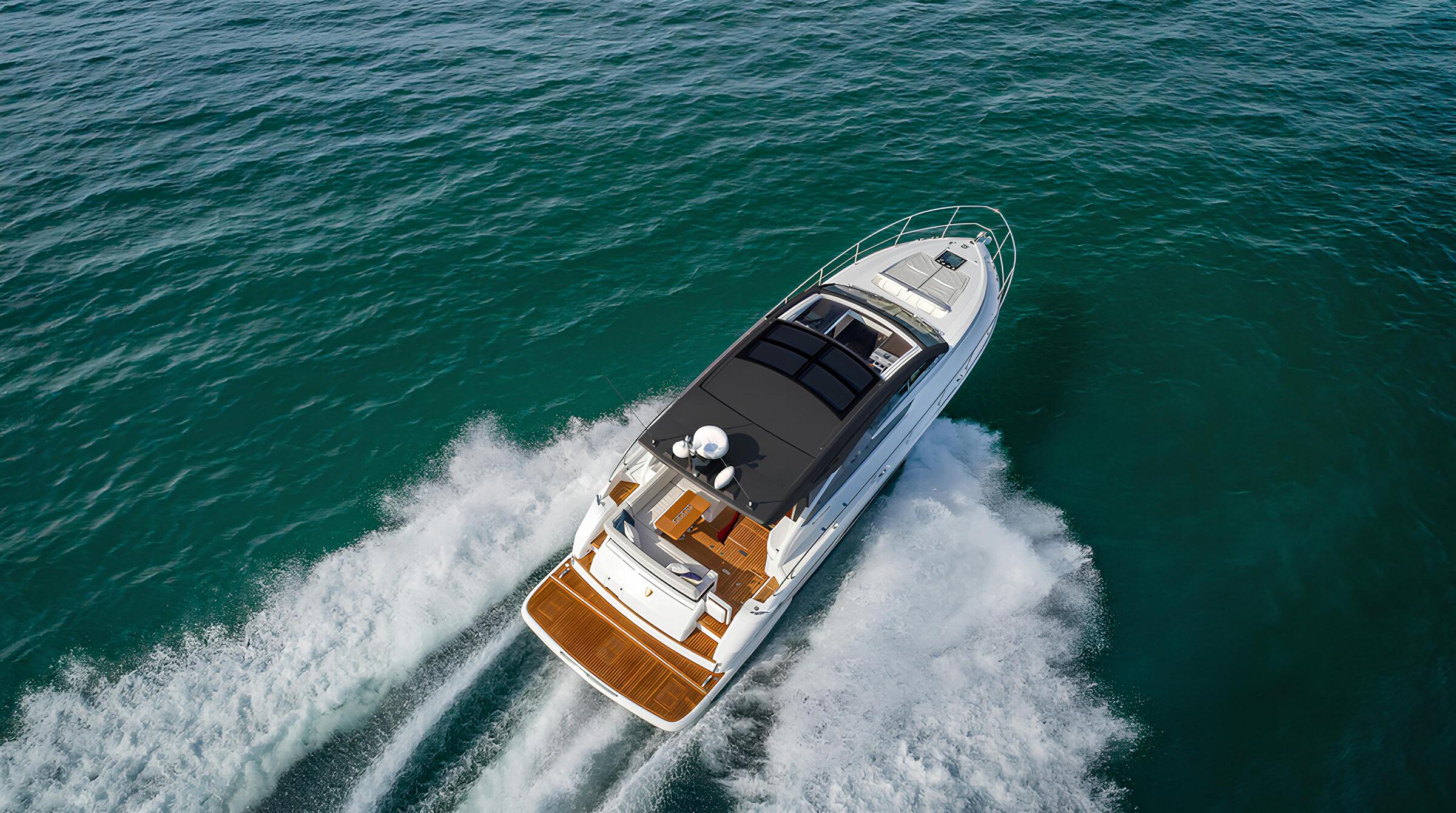 Экстерьер Fairline Targa 50 GT/Exterior Fairline Targa 50 GT