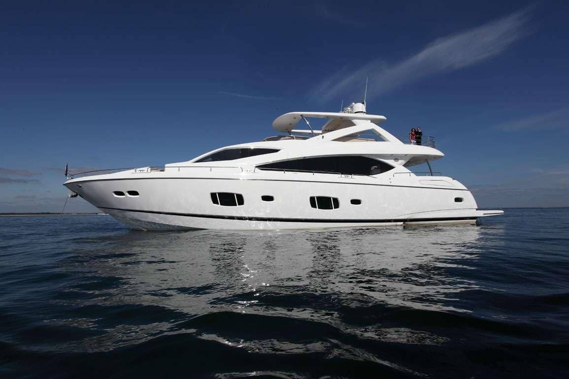 Экстерьер Sunseeker 88 Yacht MOZZ II/Exterior Sunseeker 88 Yacht MOZZ II