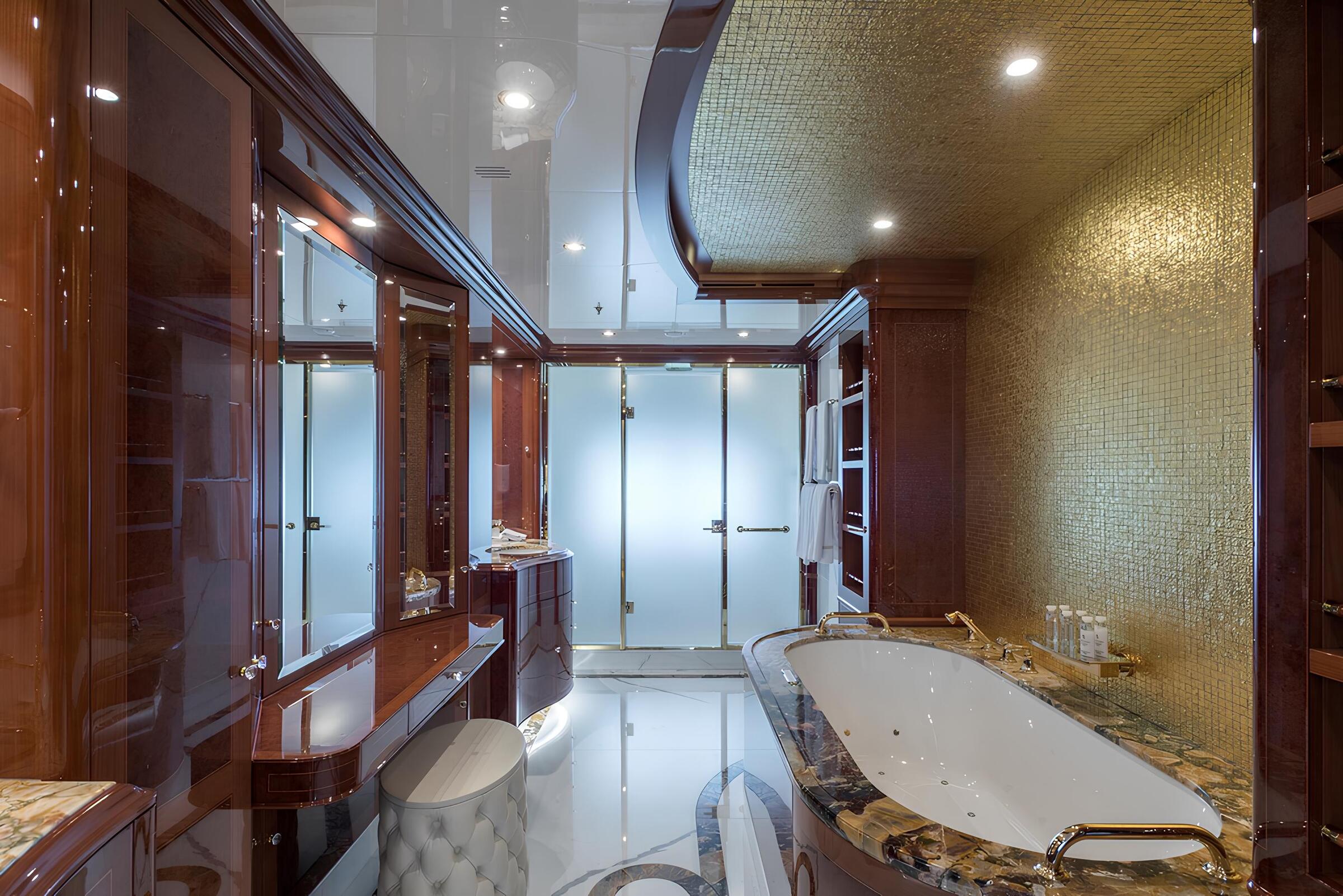 Санузел владельца/Master bathroom