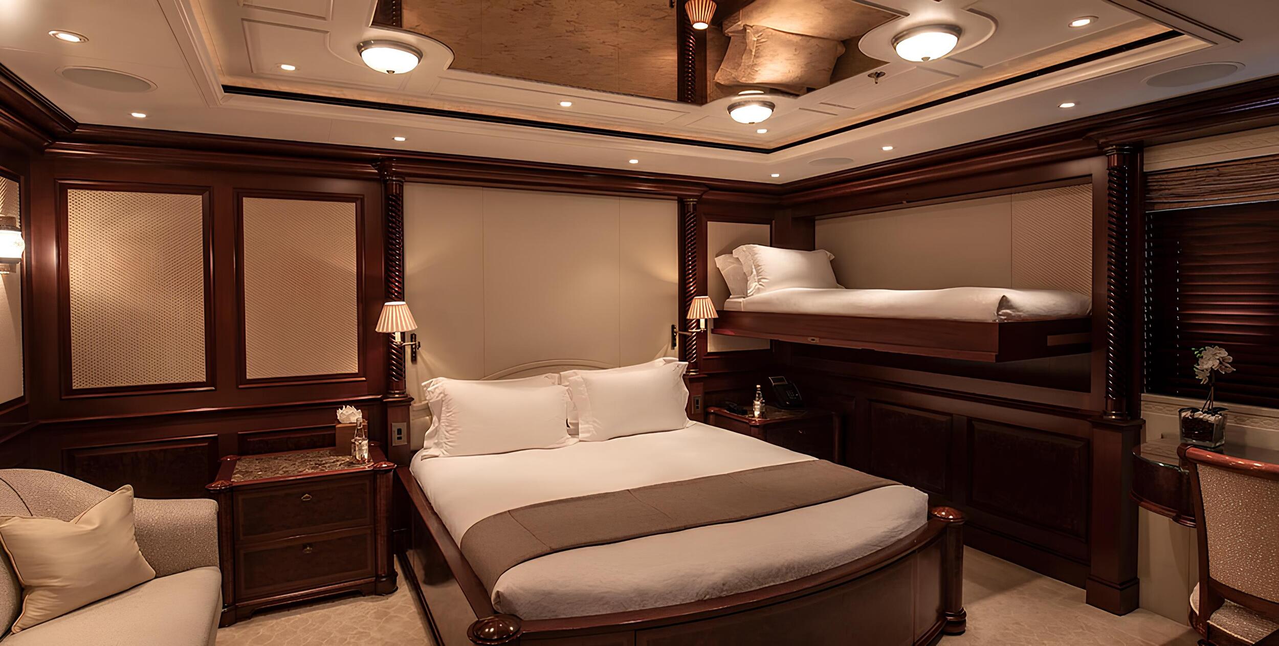 VIP-каюта/VIP cabin