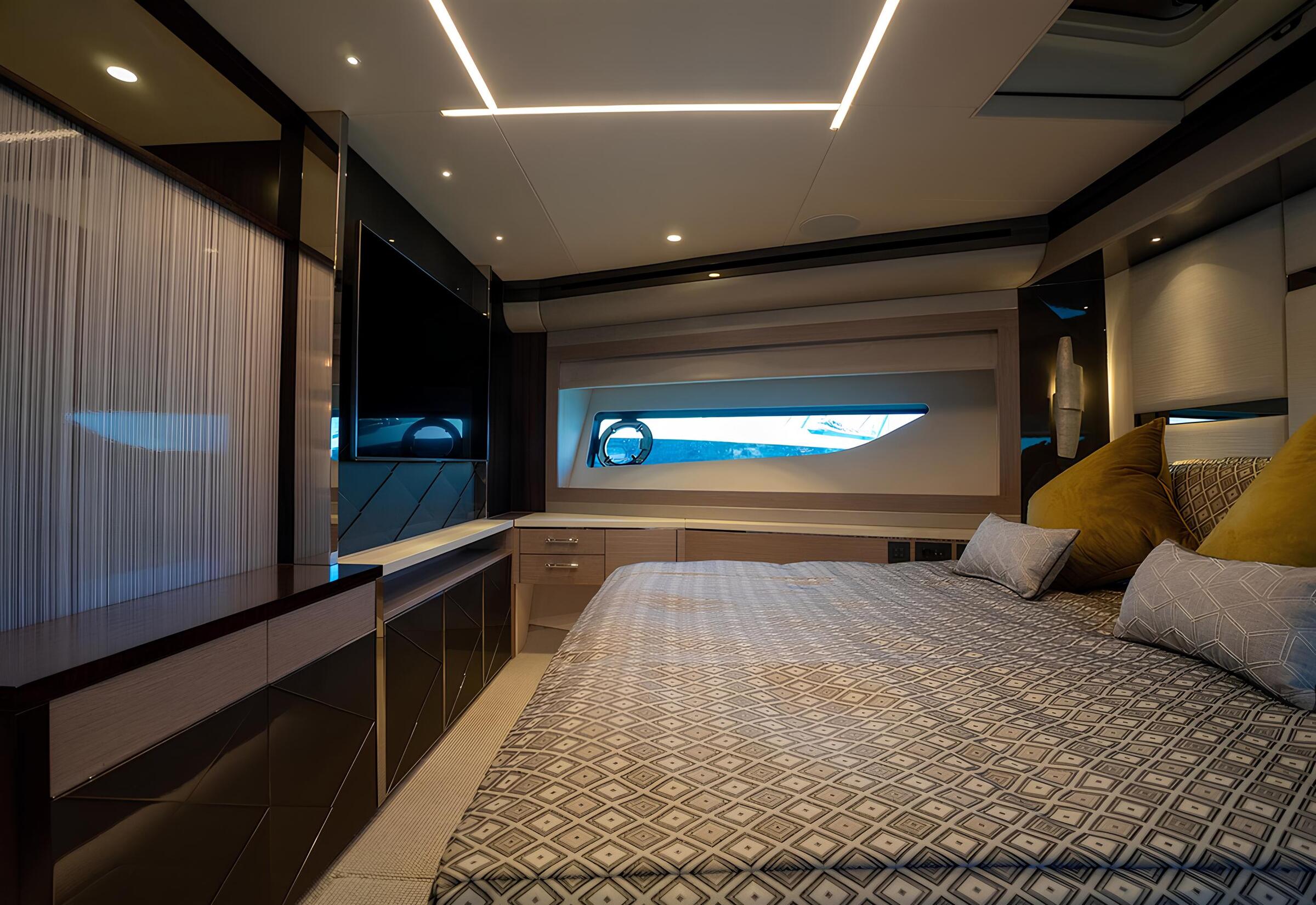 VIP-каюта/VIP cabin