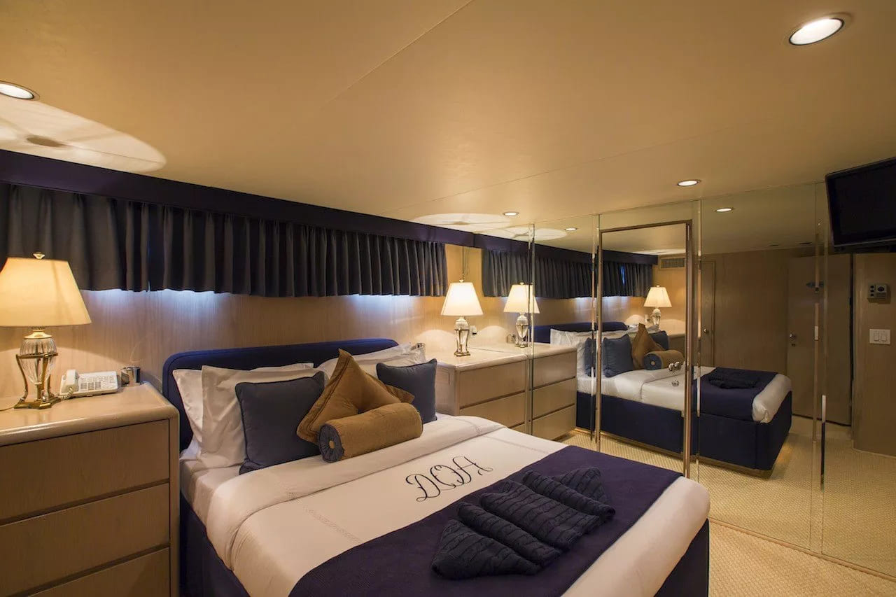 VIP-каюта/VIP cabin