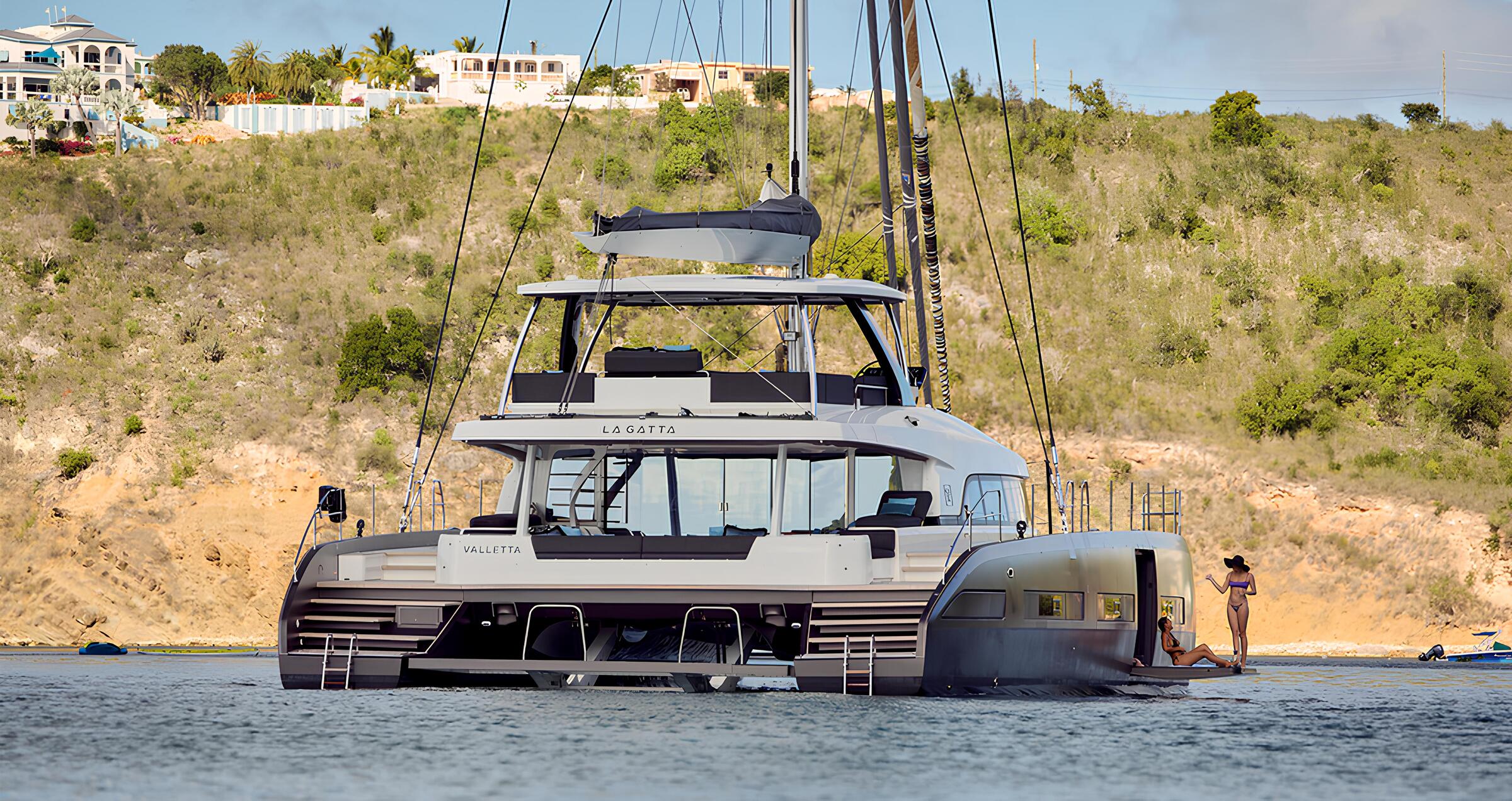 Экстерьер Lagoon Seventy 7 2019 MY LA GATTA/Exterior Lagoon Seventy 7 2019 MY LA GATTA