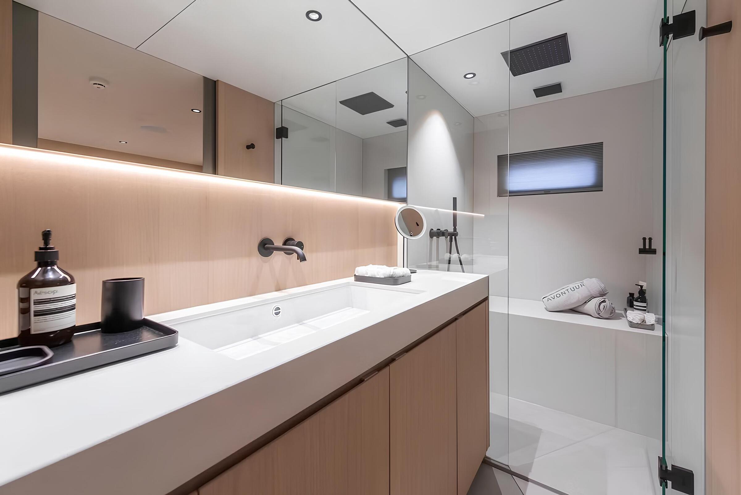 Санузел владельца/Master bathroom