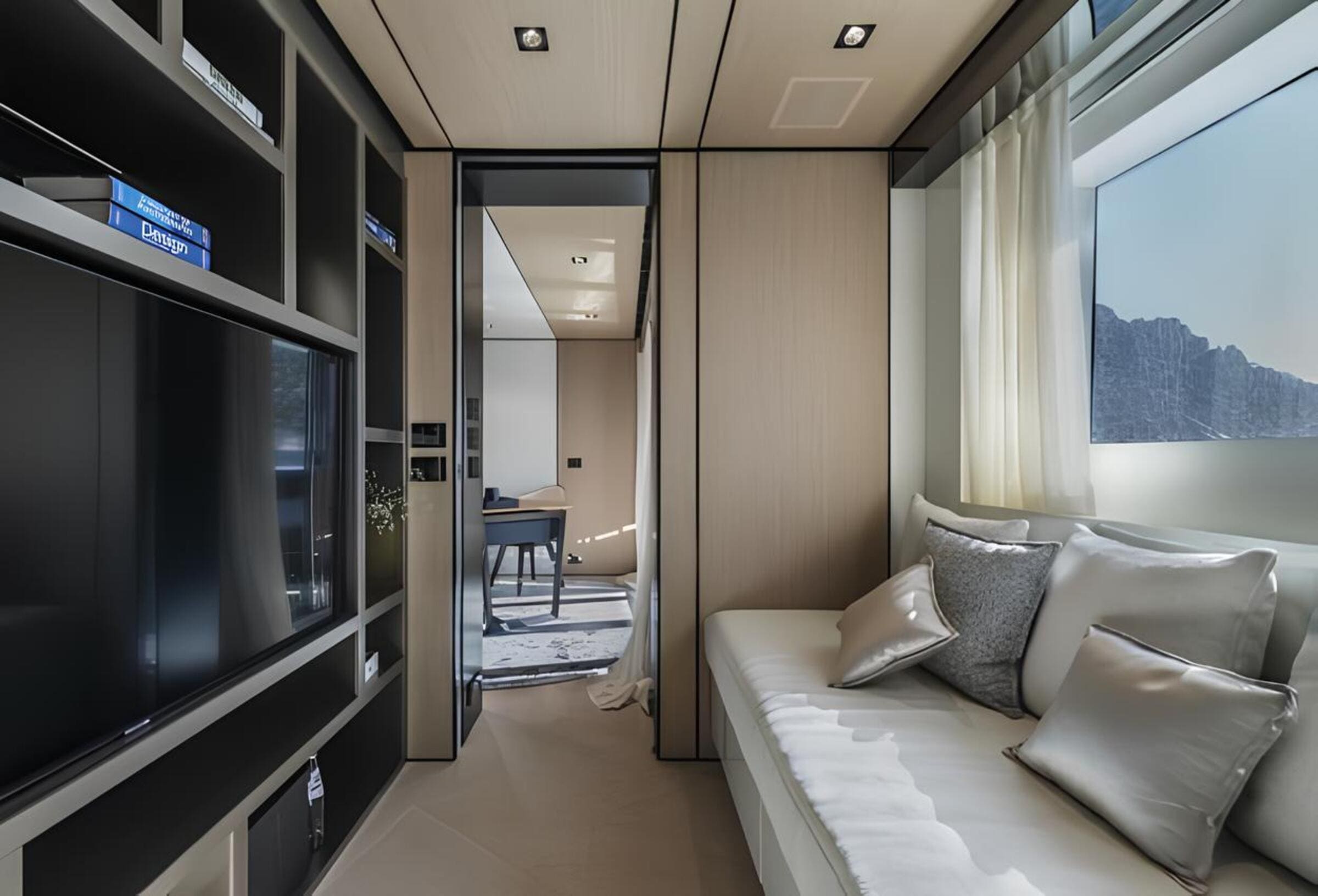 Зона отдыха в каюте владельца/Master cabin lounge area