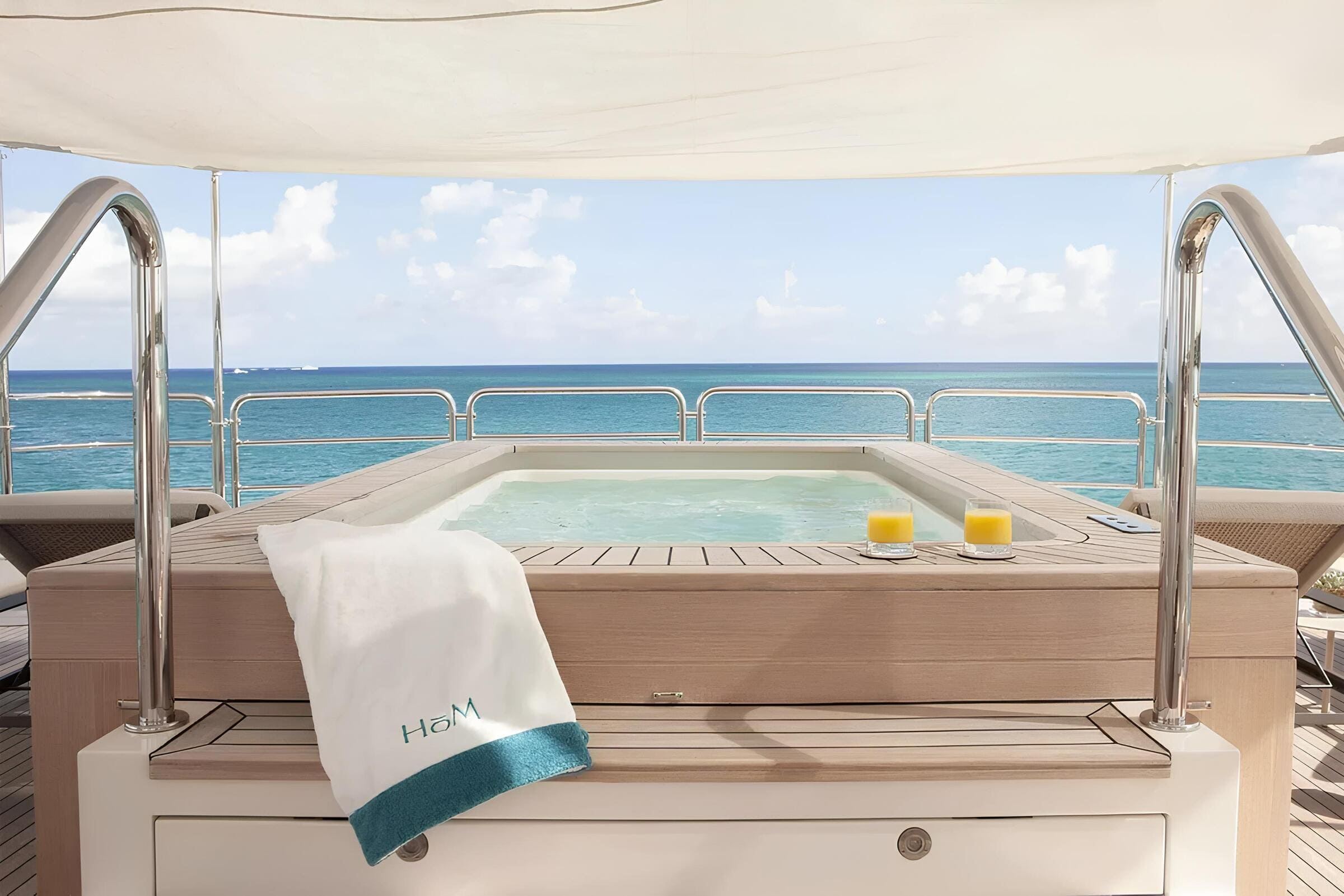 Джакузи на сандеке/Sundeck jacuzzi