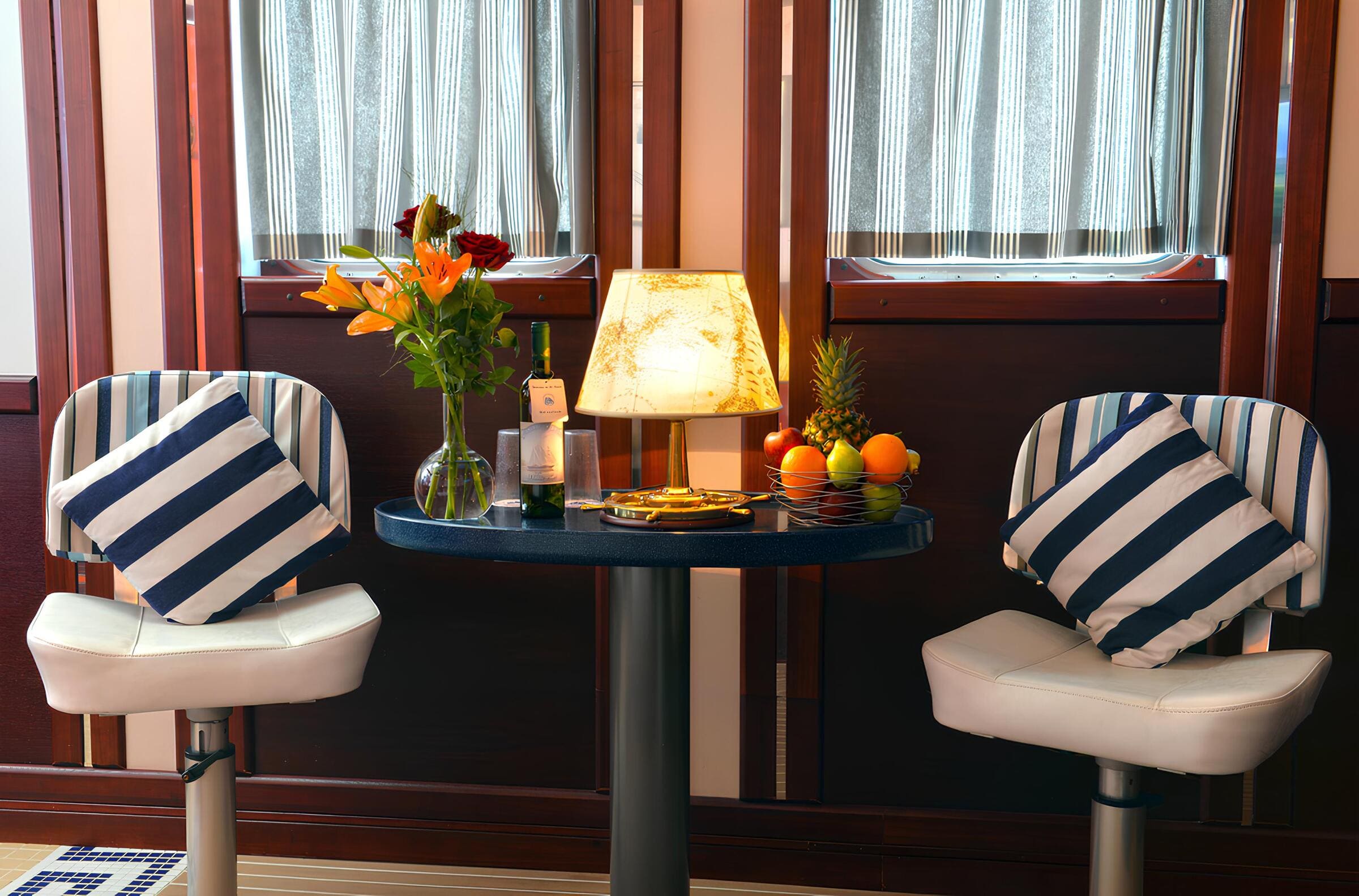 VIP-каюта/VIP cabin