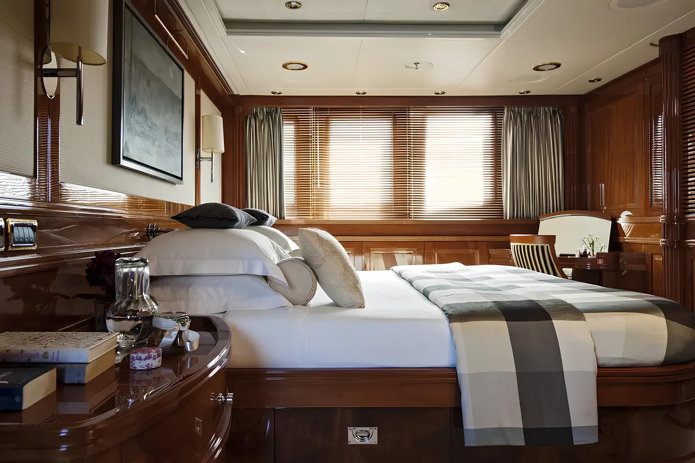 VIP-каюта/VIP cabin