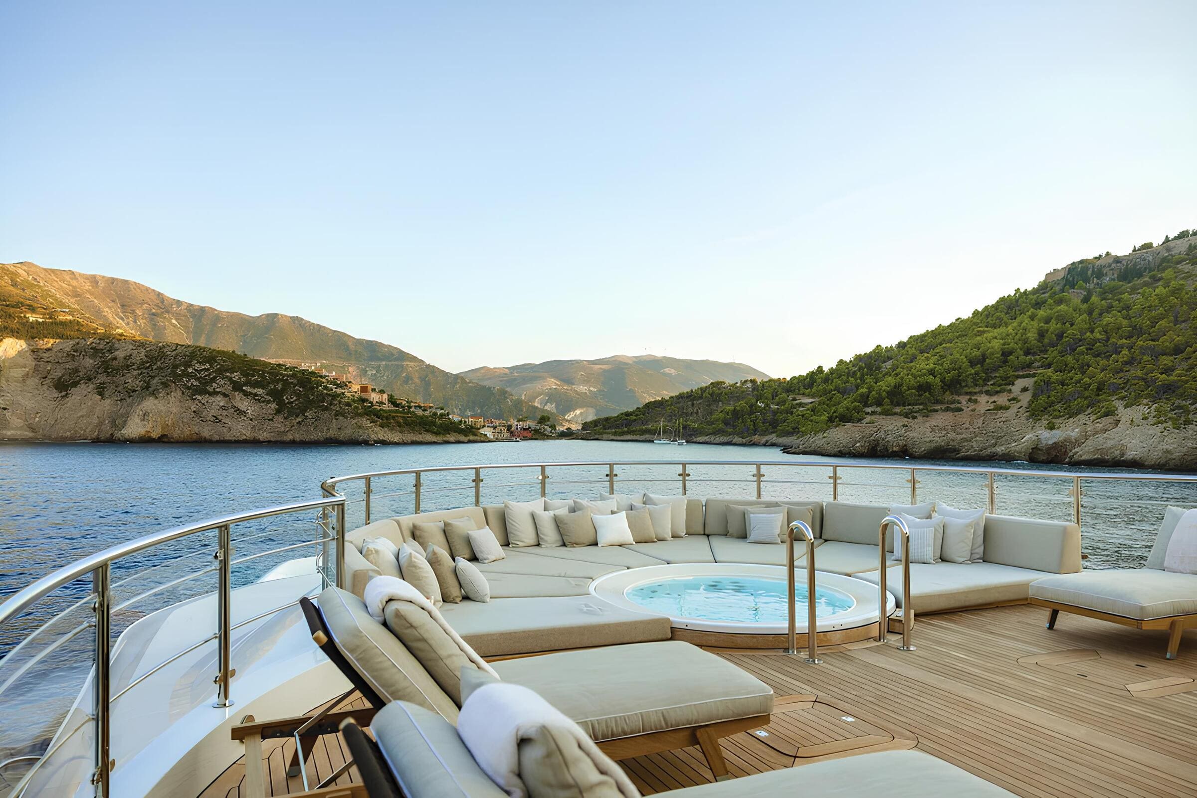 Джакузи на сандеке/Sundeck jacuzzi