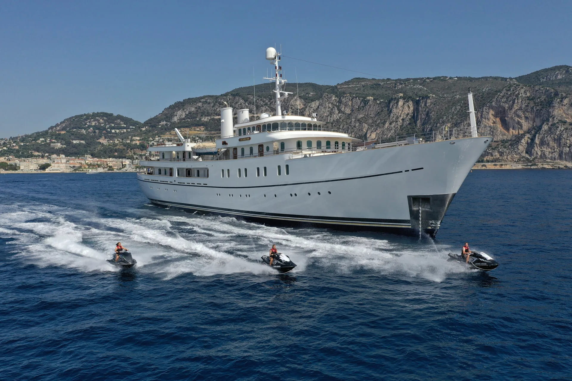 Экстерьер Vuijk Scheepswerven 70M 2005 MY SHERAKHAN/Exterior Vuijk Scheepswerven 70M 2005 MY SHERAKHAN