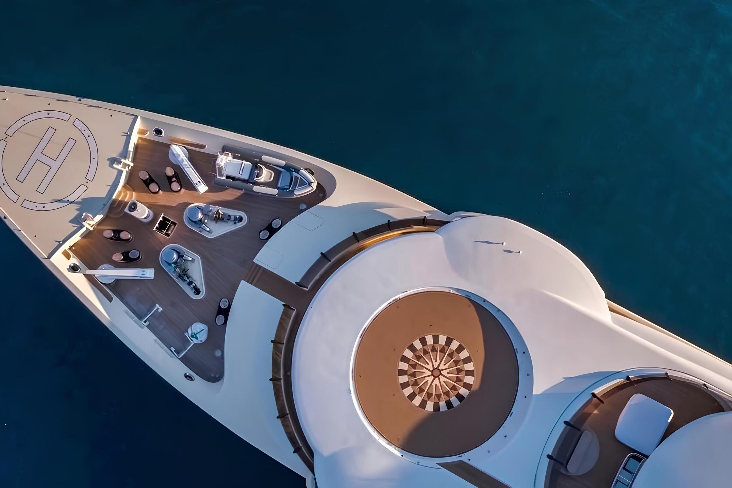 Носовая зона/Bow area