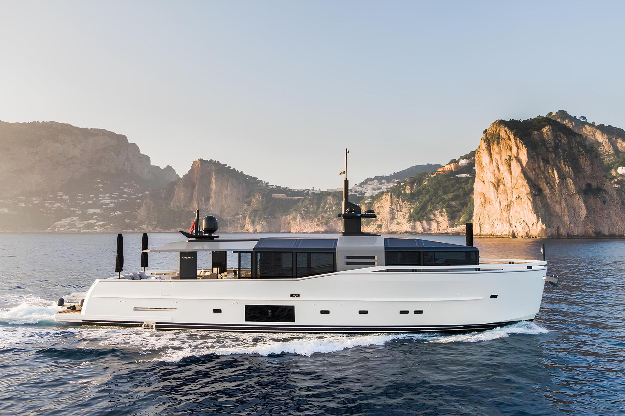 Экстерьер Arcadia A85 2019 MY MILU'/Exterior Arcadia A85 2019 MY MILU'