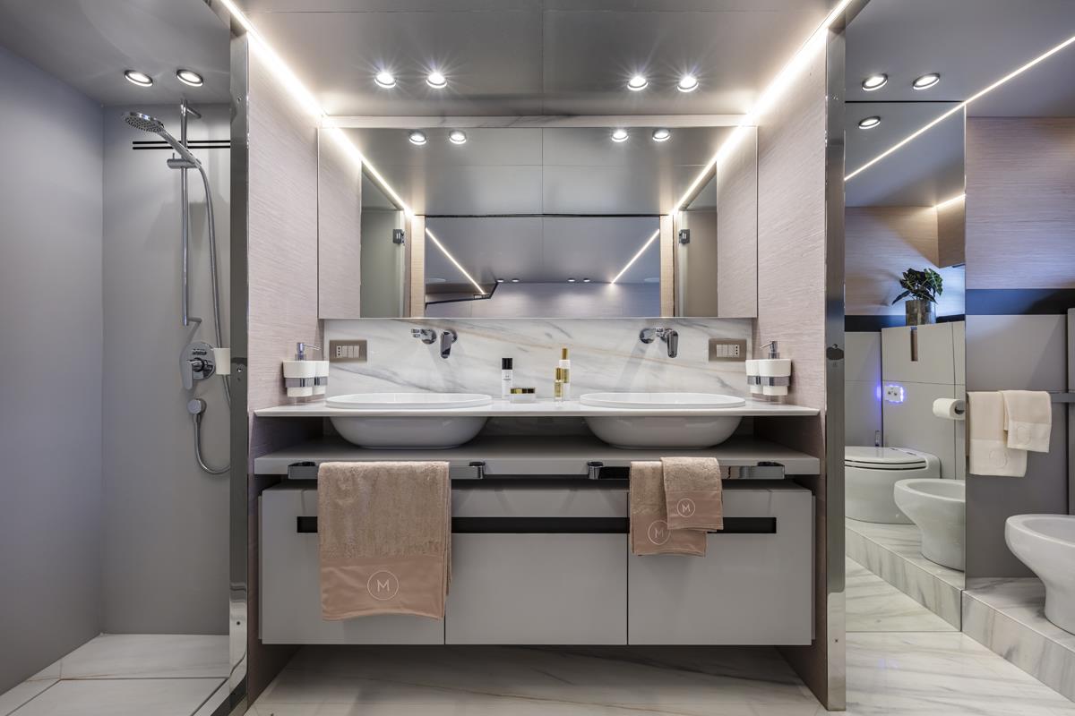 Мастер санузел/Master bathroom