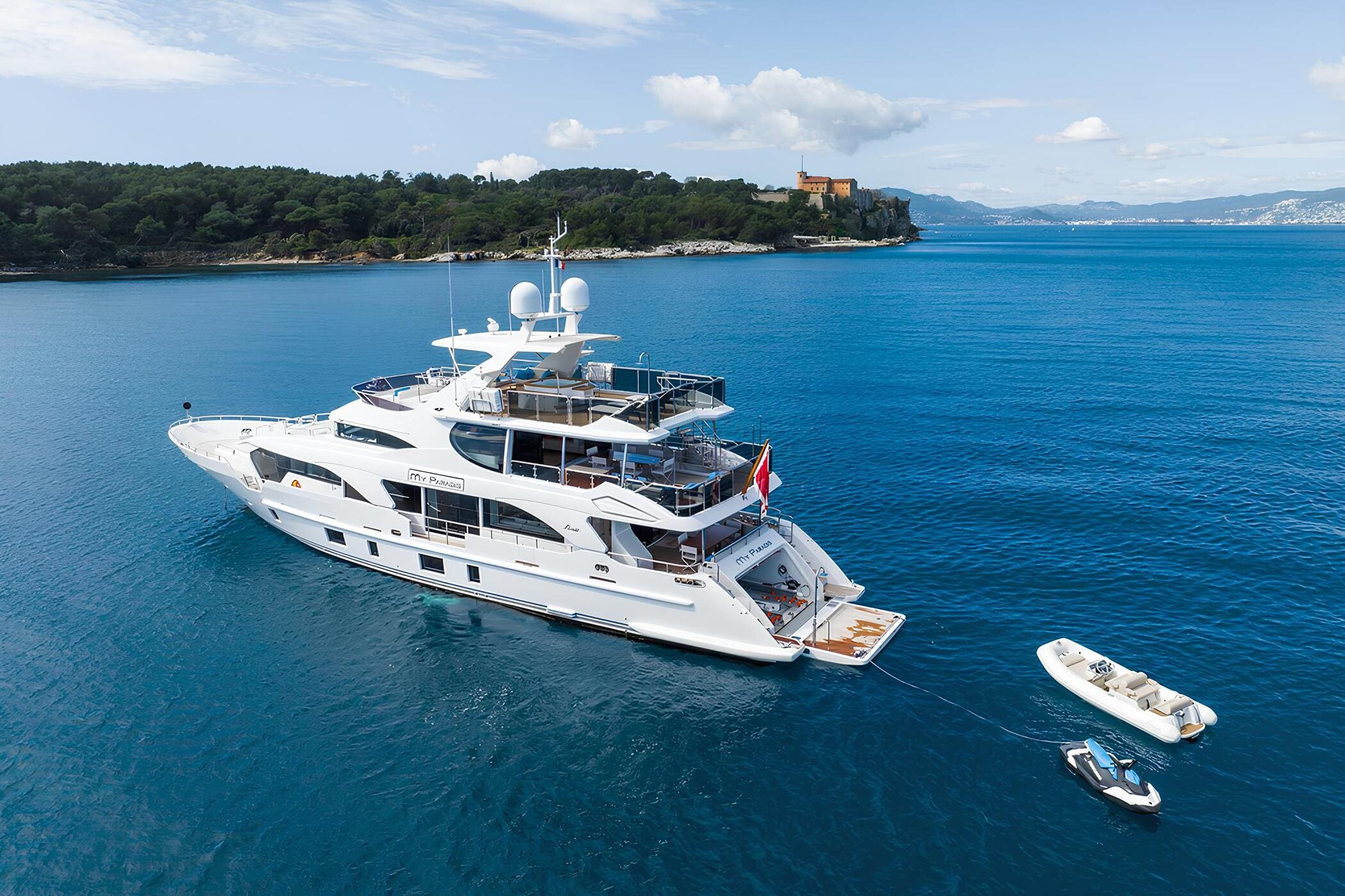 Экстерьер Benetti 108 Tradition Supreme 2014 MY MY PARADIS/Exterior Benetti 108 Tradition Supreme 2014 MY MY PARADIS