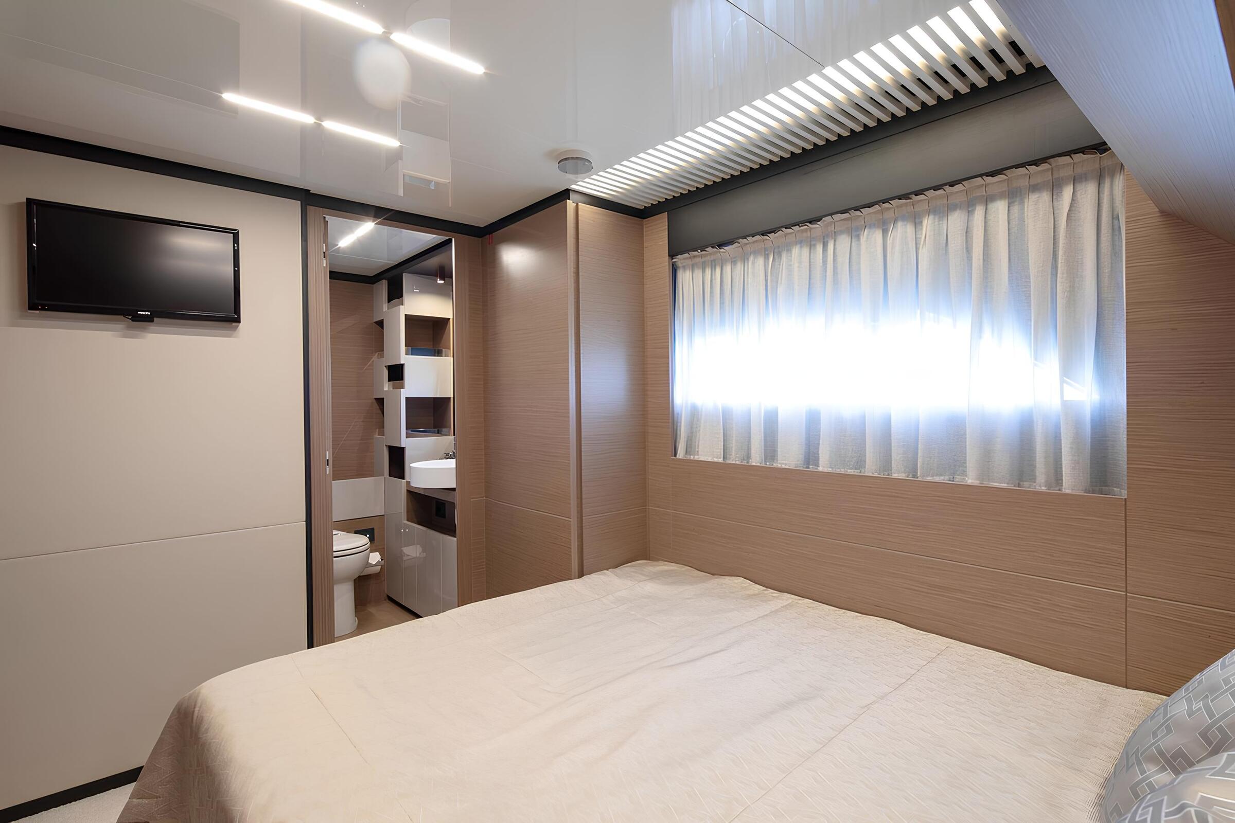 VIP-каюта/VIP cabin