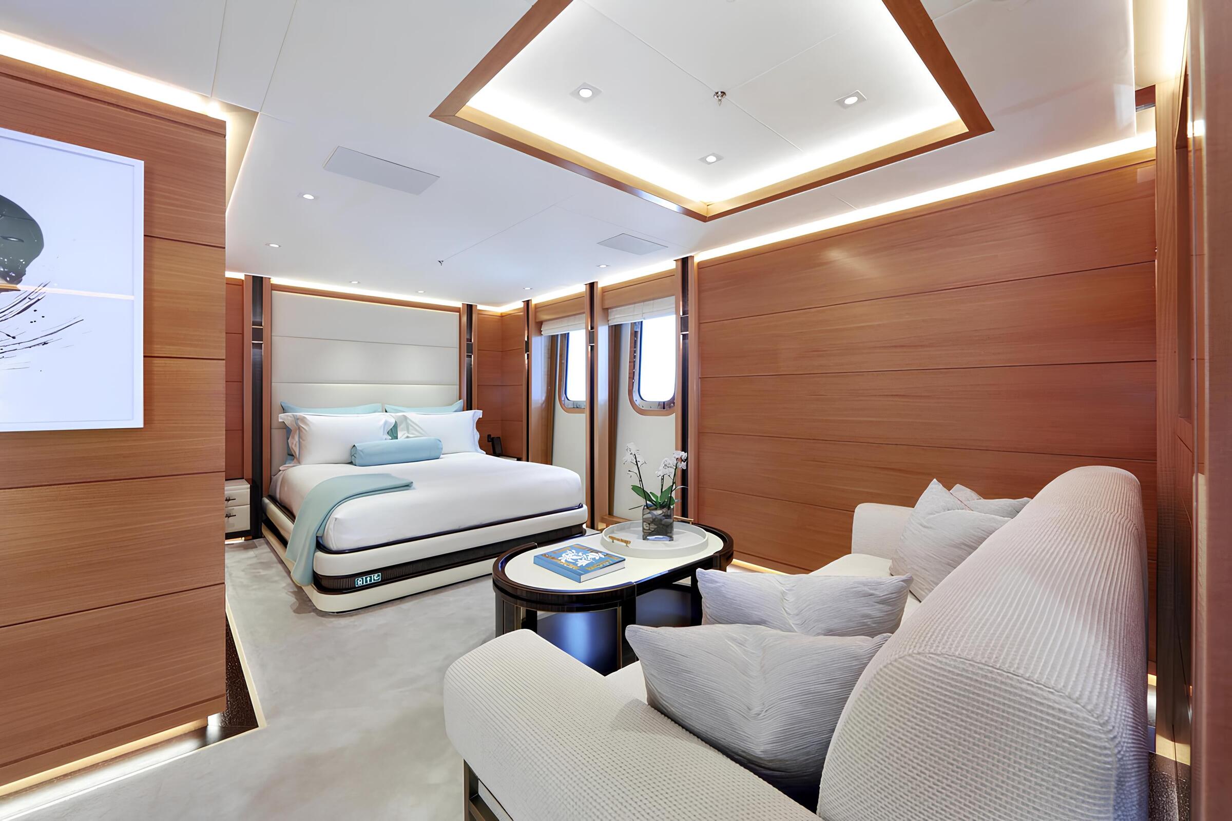 VIP-каюта/VIP cabin