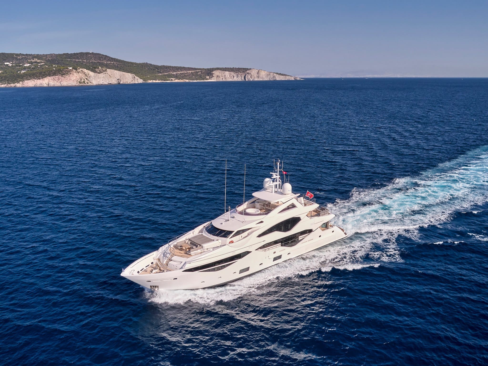 Экстерьер Sunseeker 131 AQUA LIBRA/Exterior Sunseeker 131 AQUA LIBRA