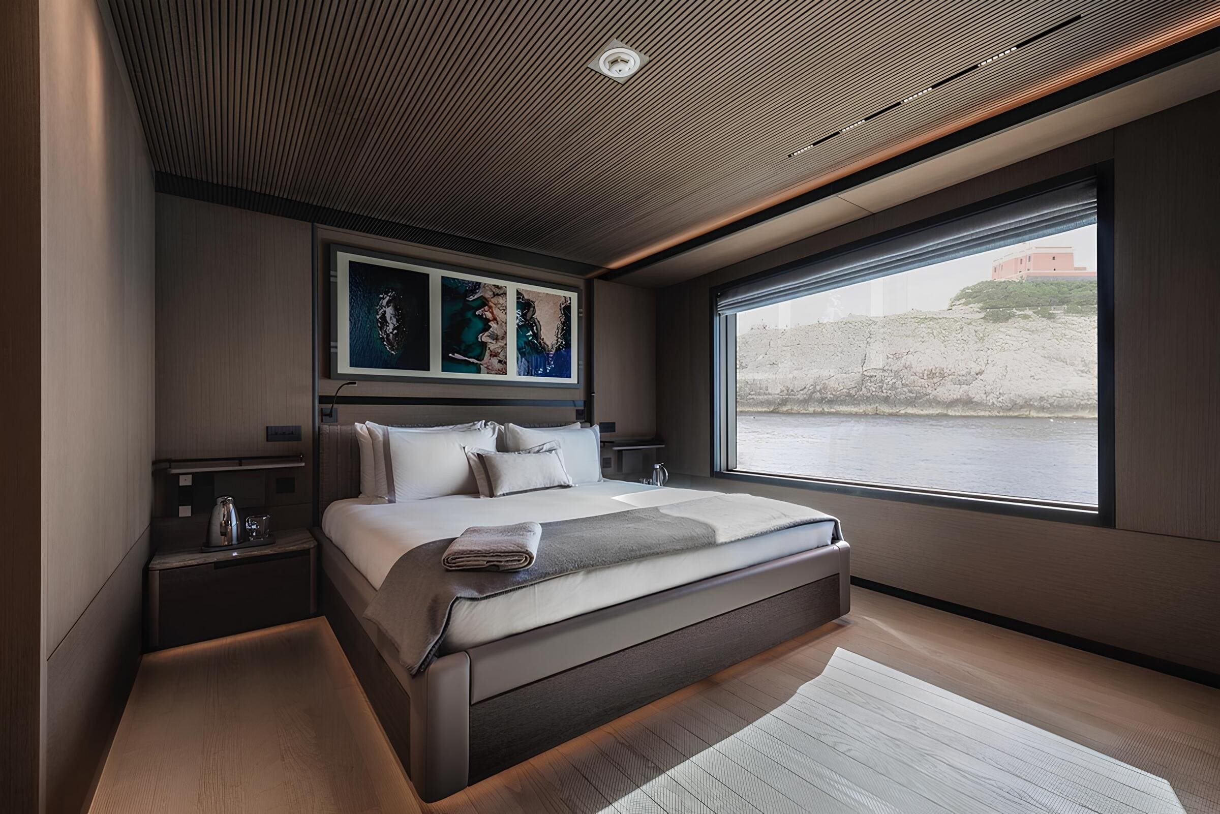 VIP-каюта/VIP cabin