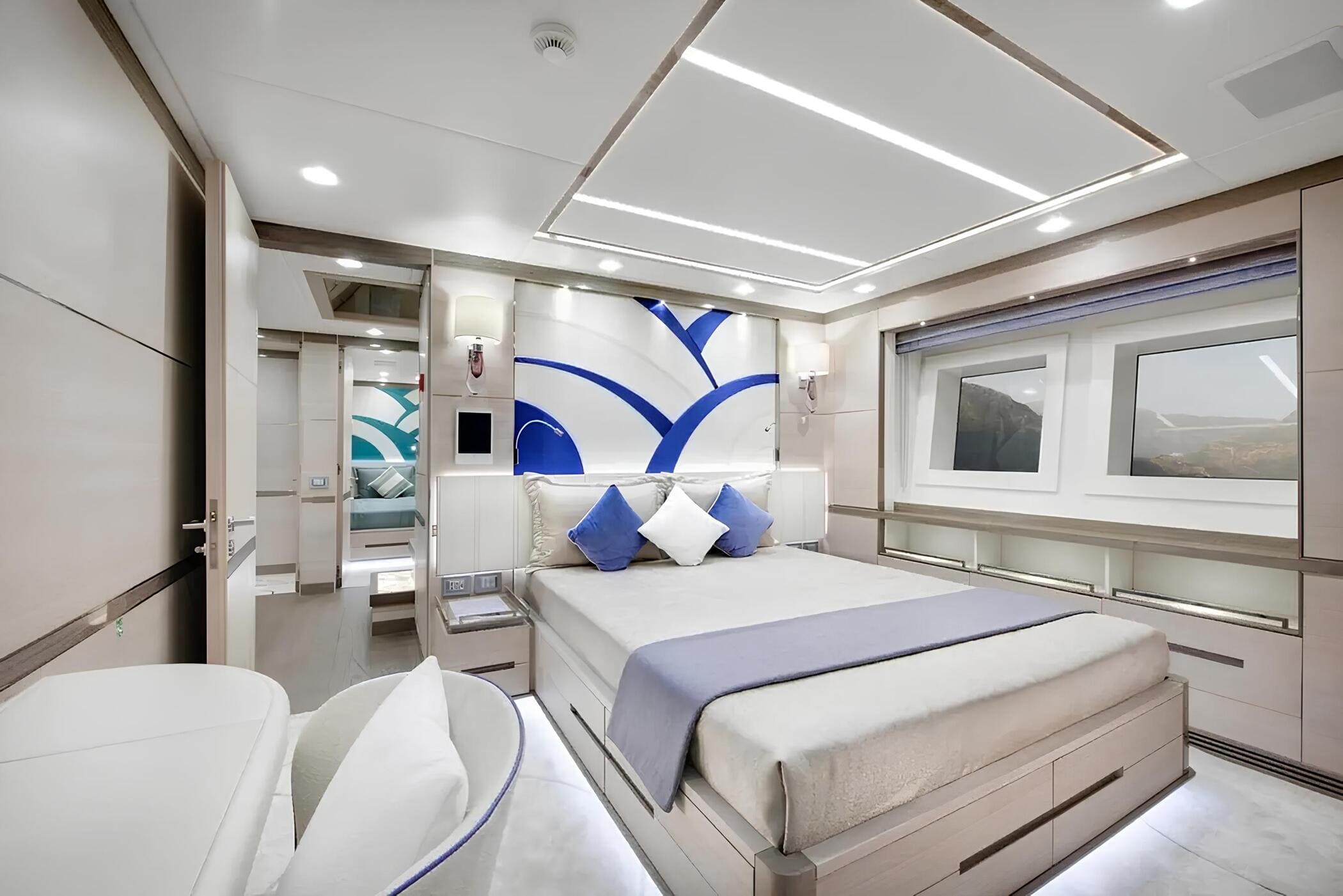 VIP-каюта/VIP cabin