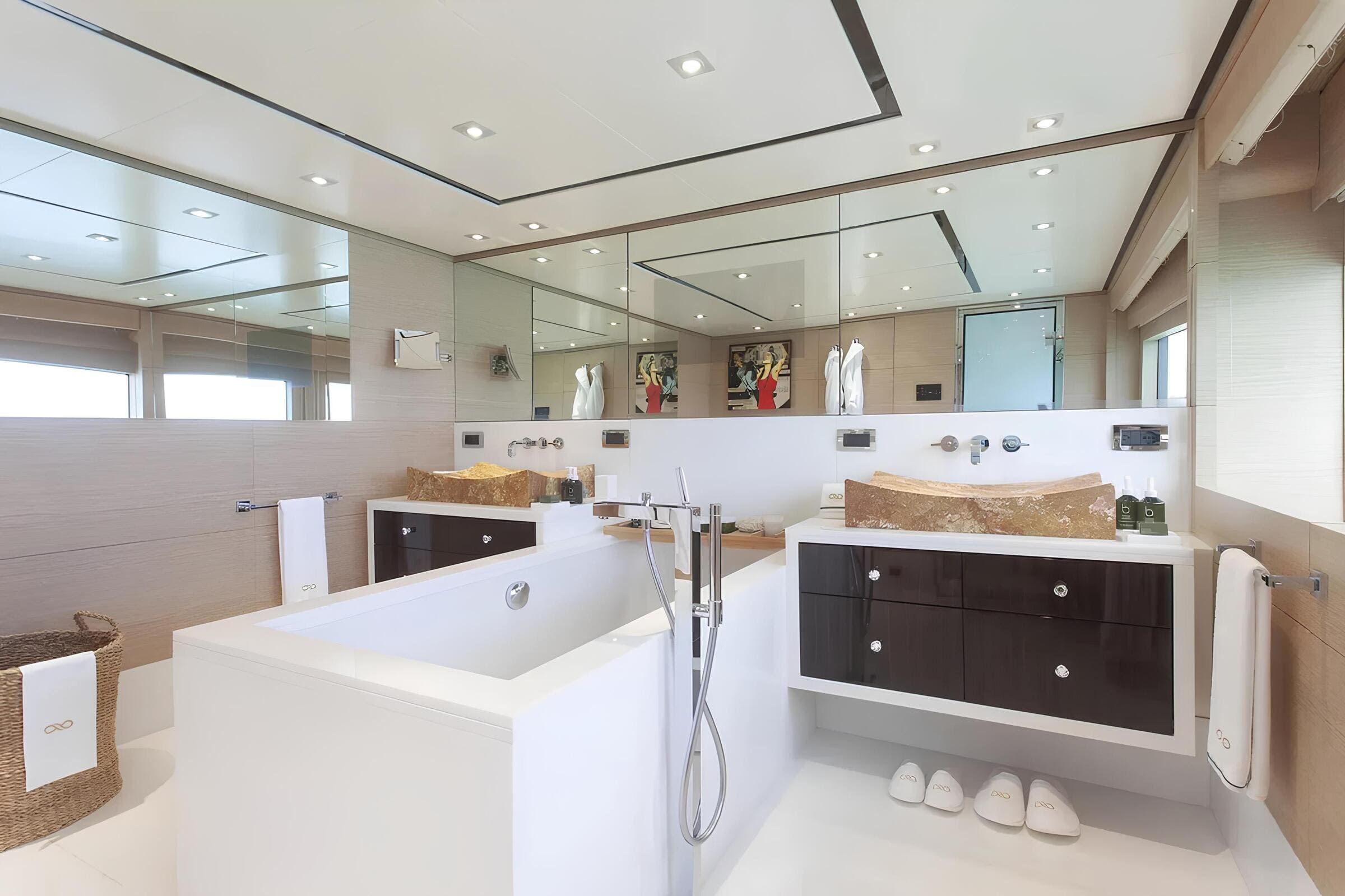 Санузел владельца/Master bathroom