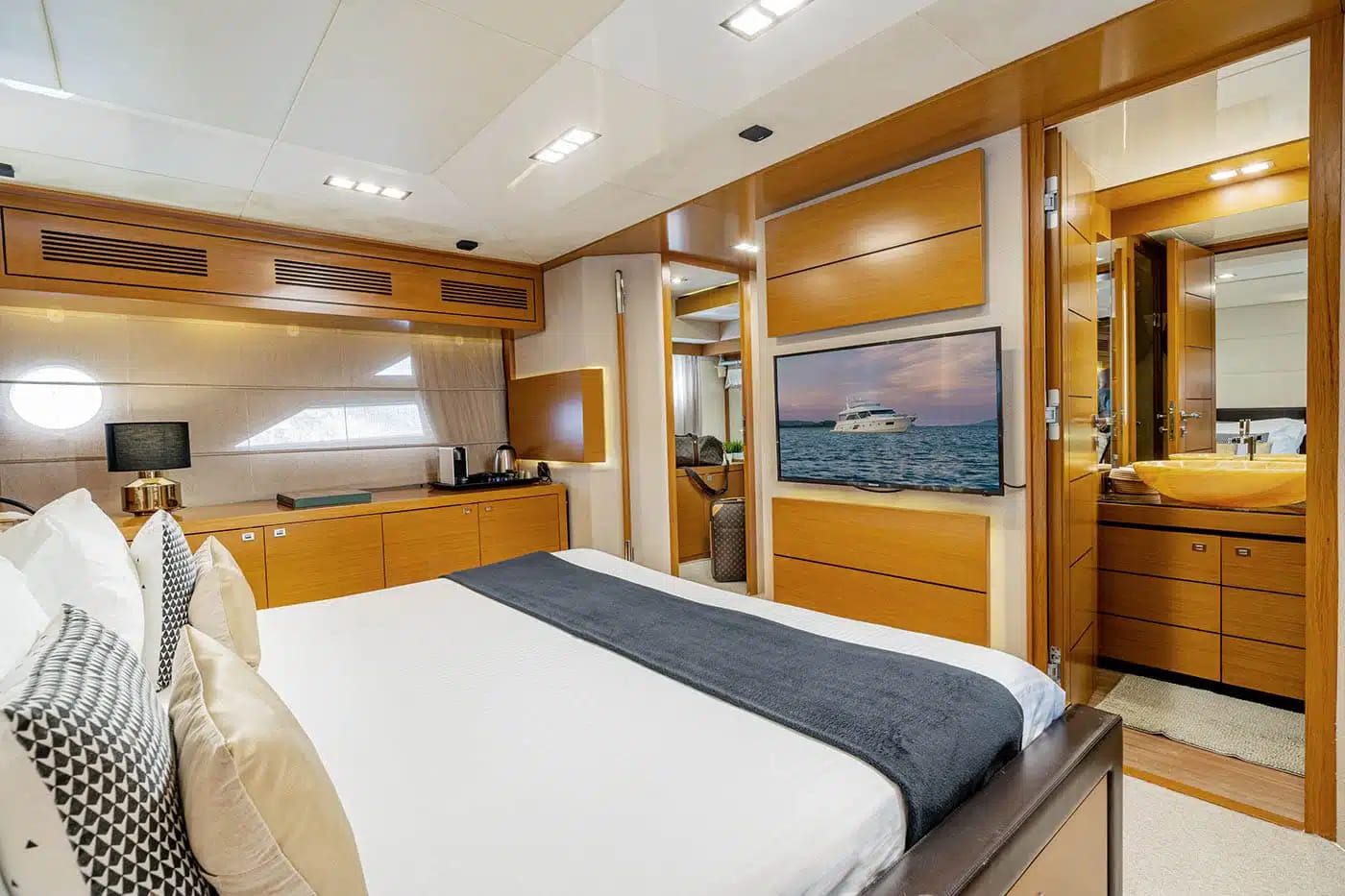 Мастер каюта/Master cabin