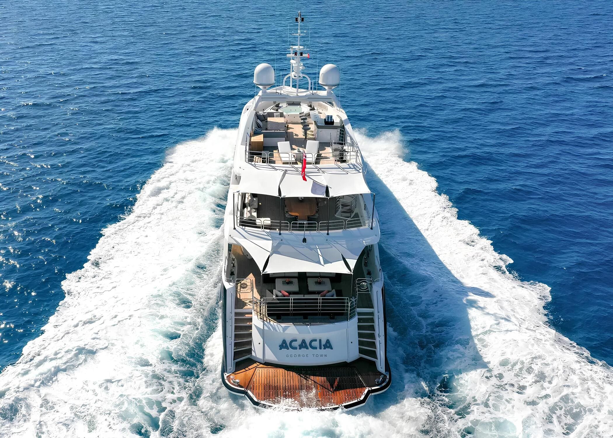 Экстерьер Sunseeker 40 Metre Yacht 2012 MY ACACIA/Exterior Sunseeker 40 Metre Yacht 2012 MY ACACIA