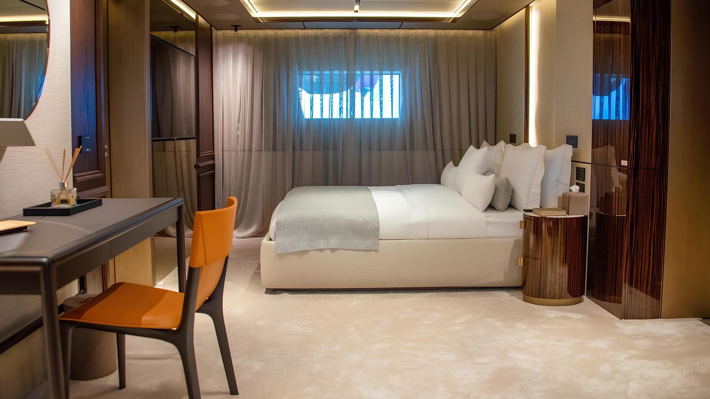 VIP-каюта/VIP cabin