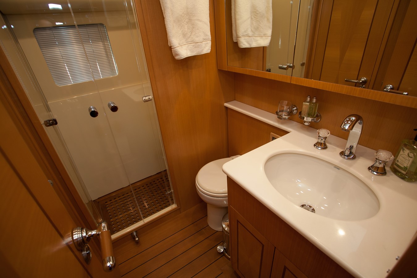 VIP-санузел/VIP bathroomСанузел владельца/Master bathroom